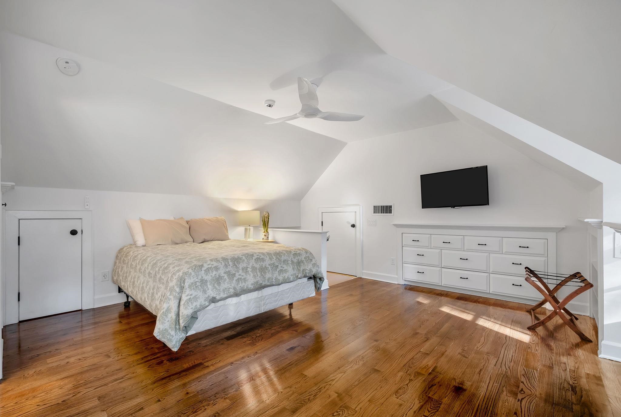 214 Rosehill Lane