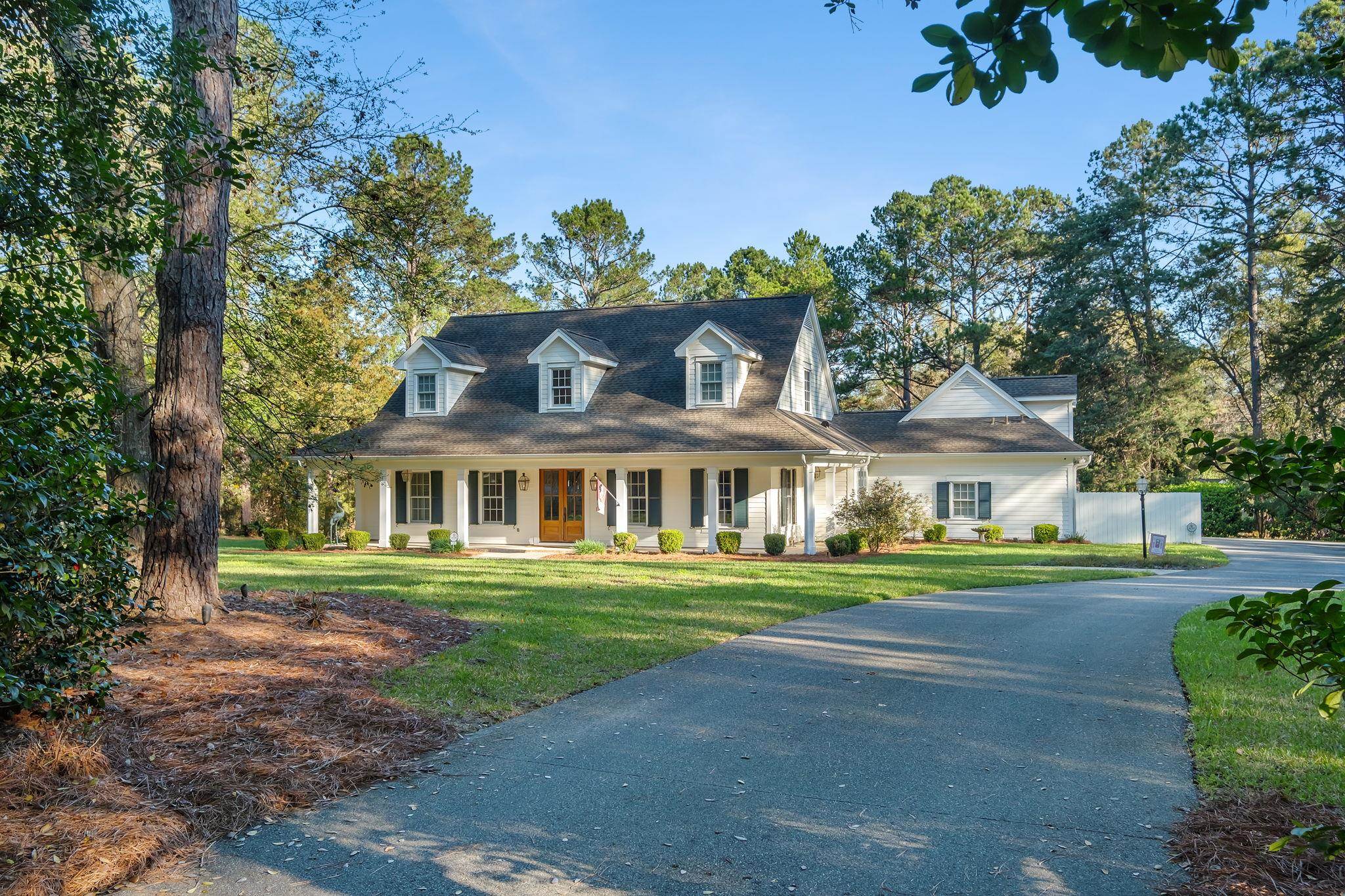 214 Rosehill Lane