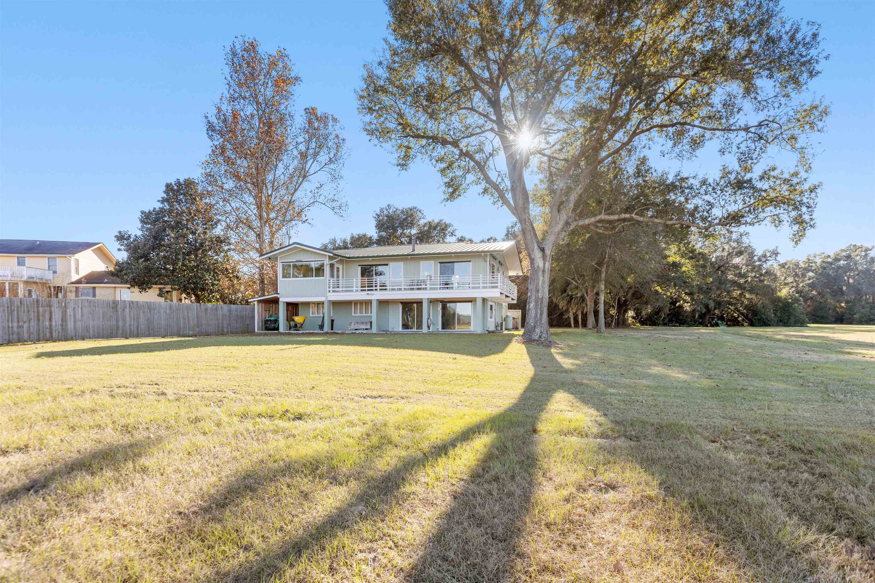 4231 Lakemor Drive