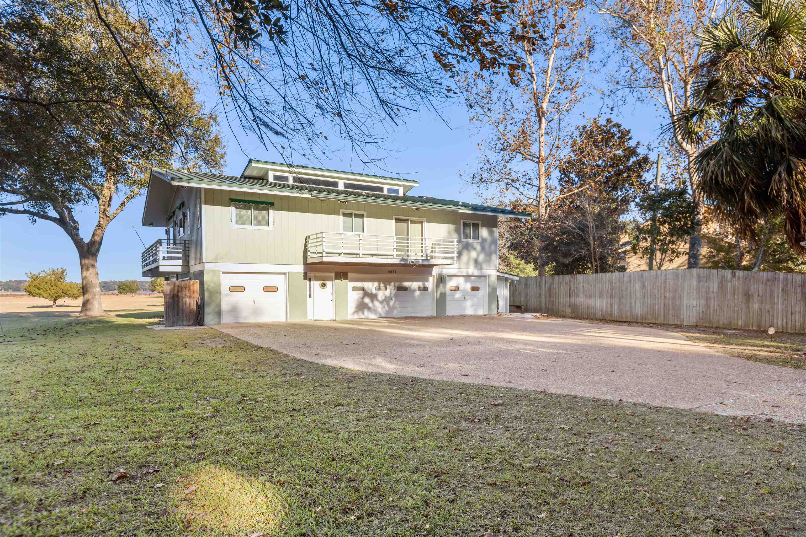 4231 Lakemor Drive