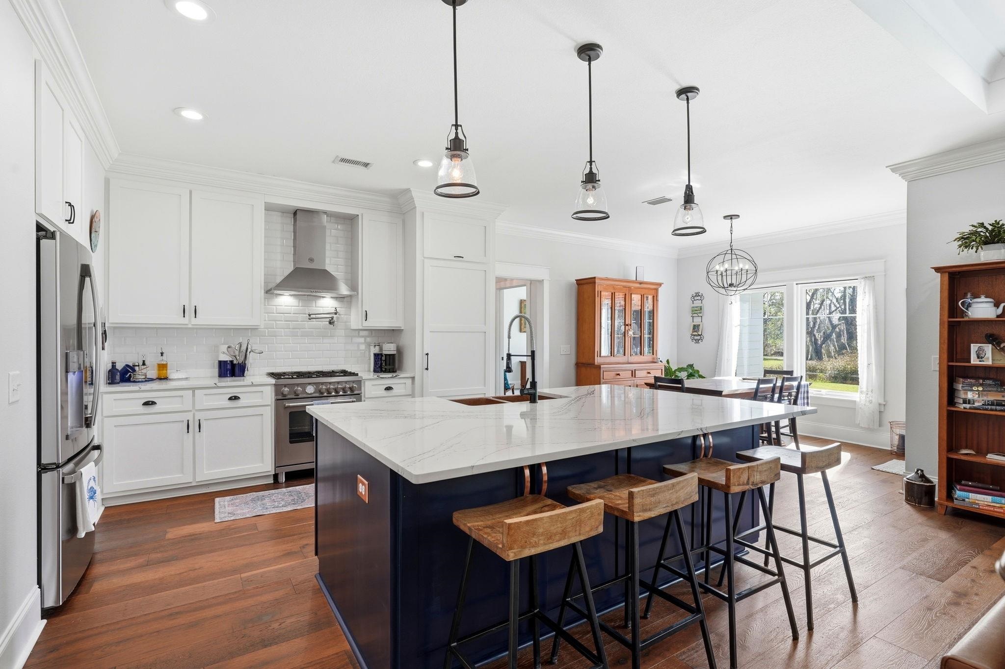 296 Hunter Ridge