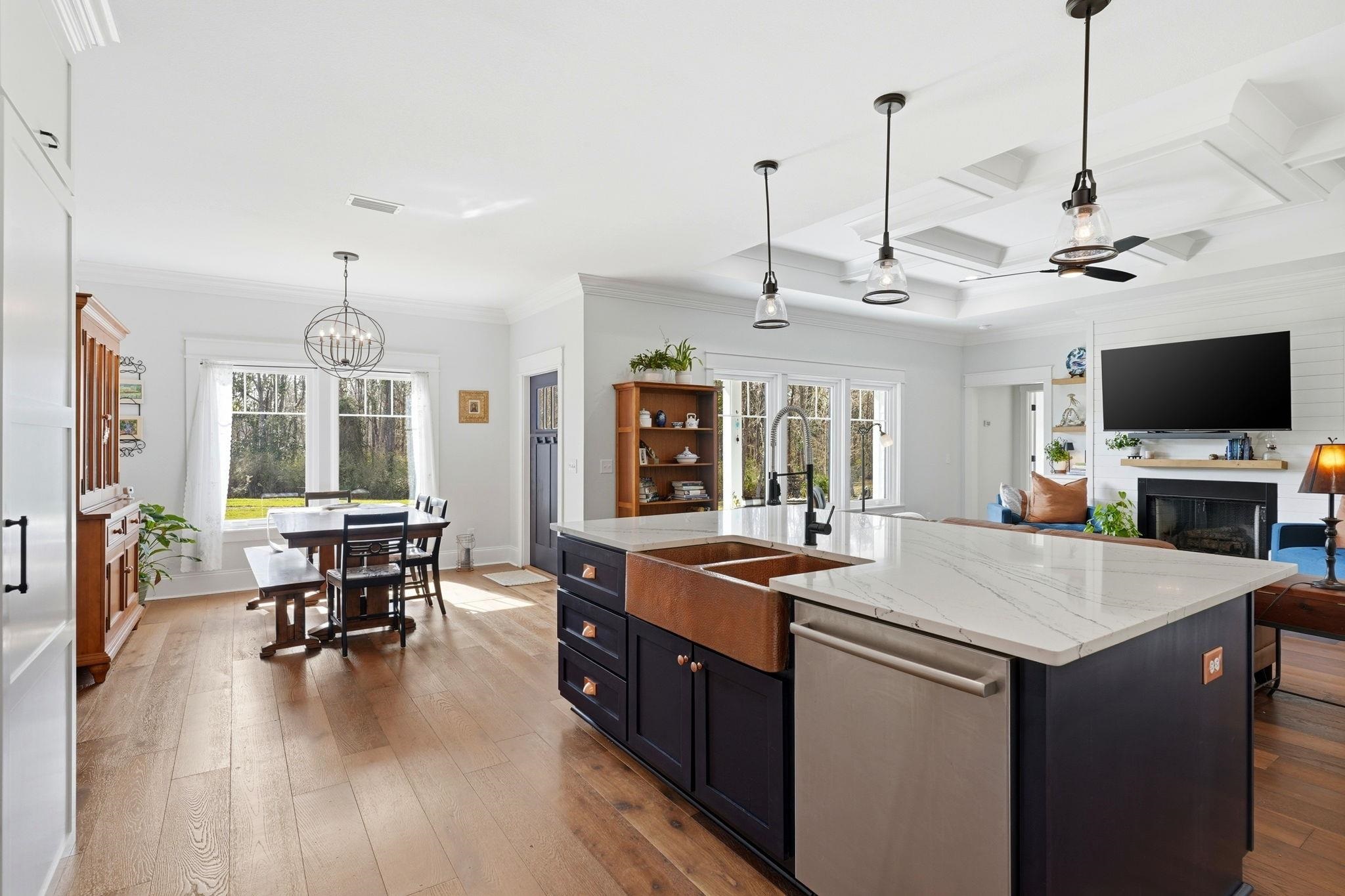 296 Hunter Ridge
