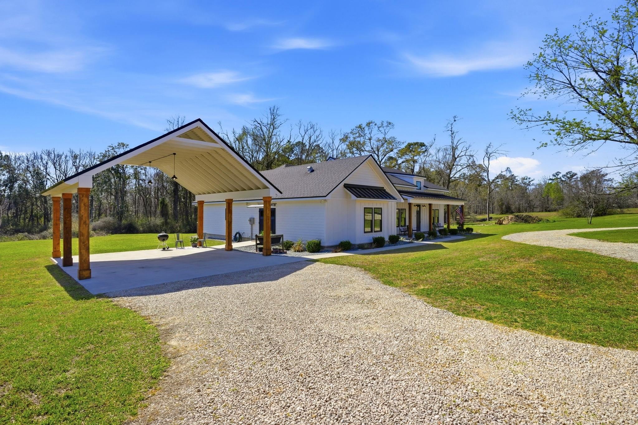 296 Hunter Ridge