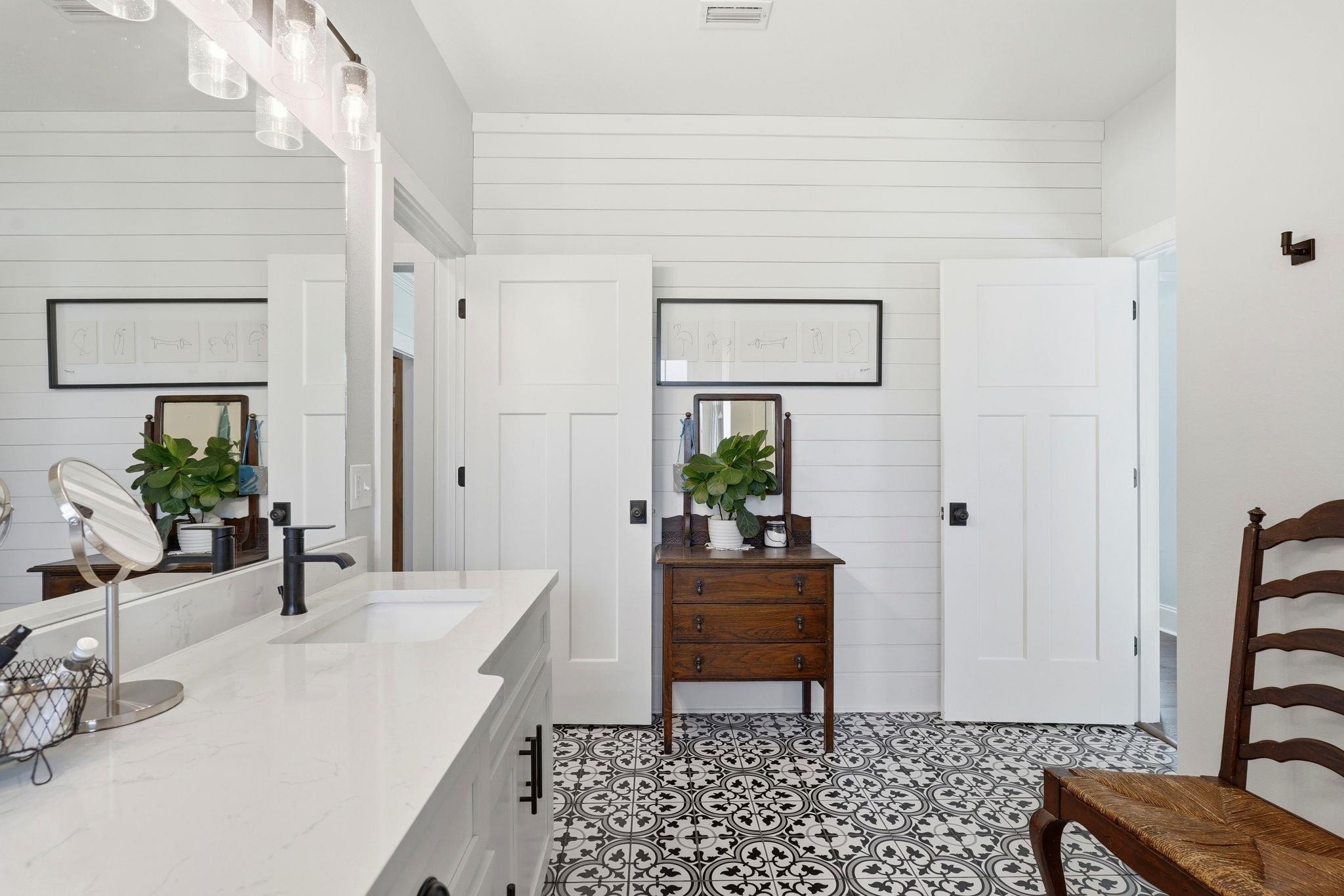 296 Hunter Ridge