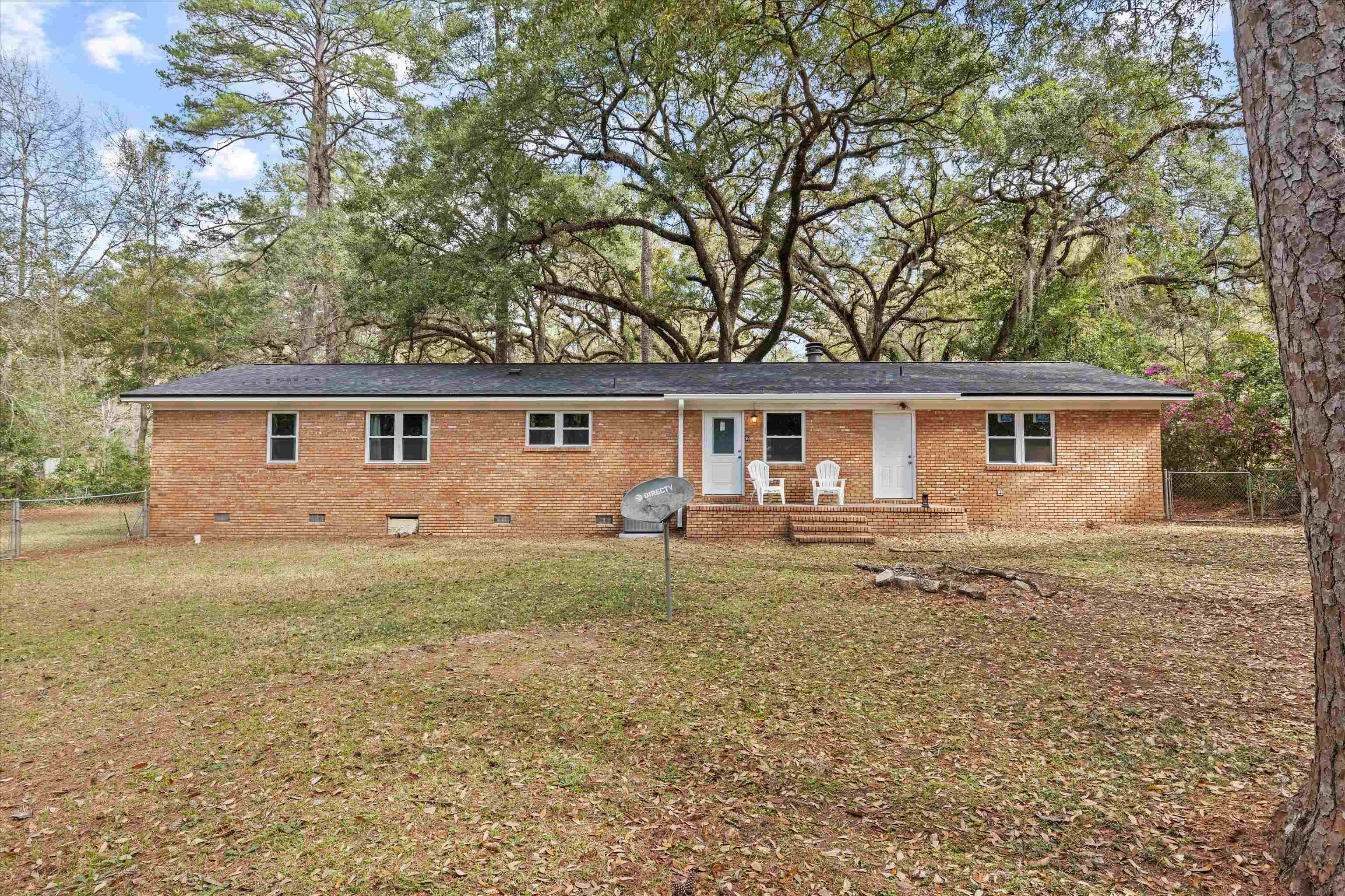 1609 Sunset Lane