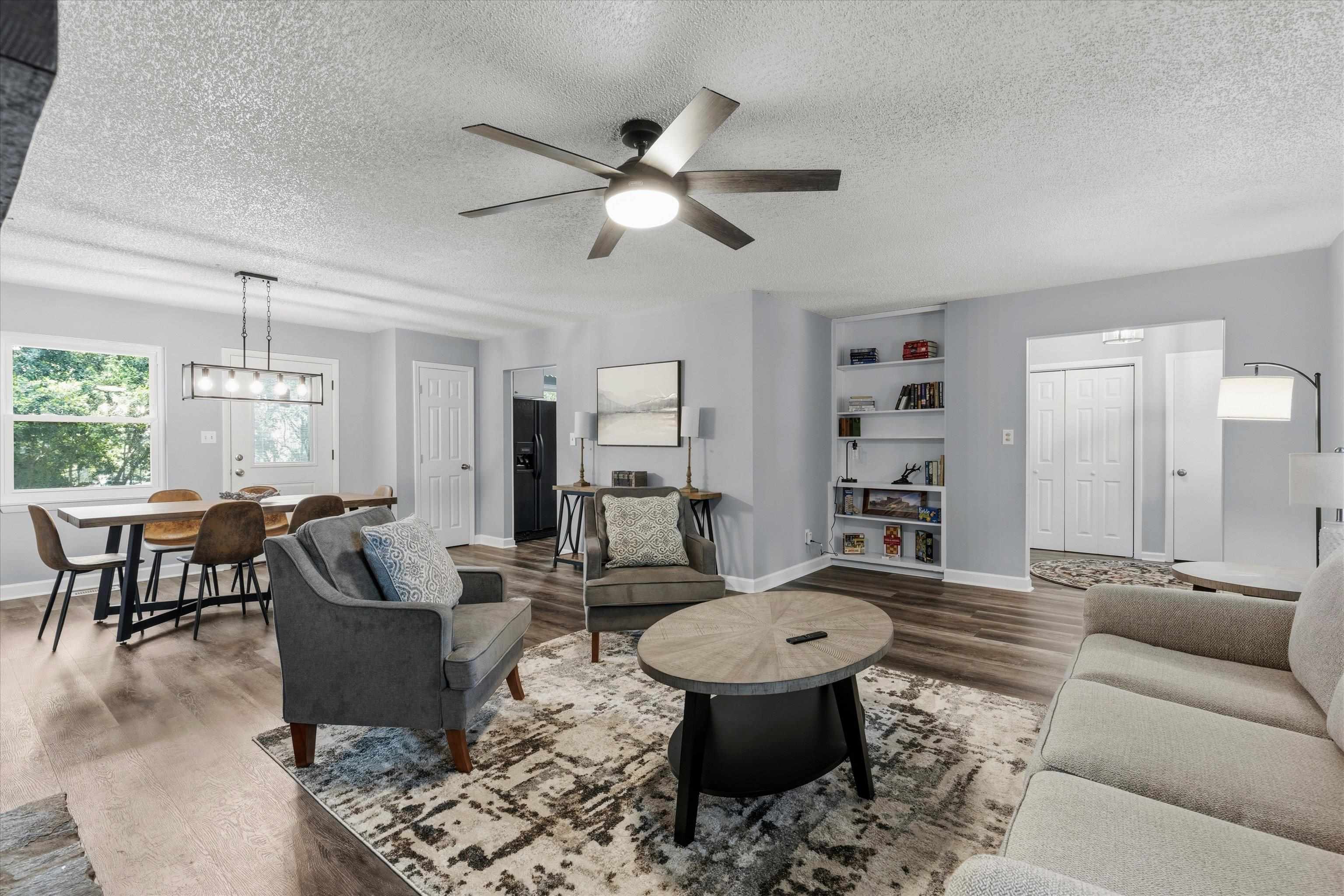 1609 Sunset Lane