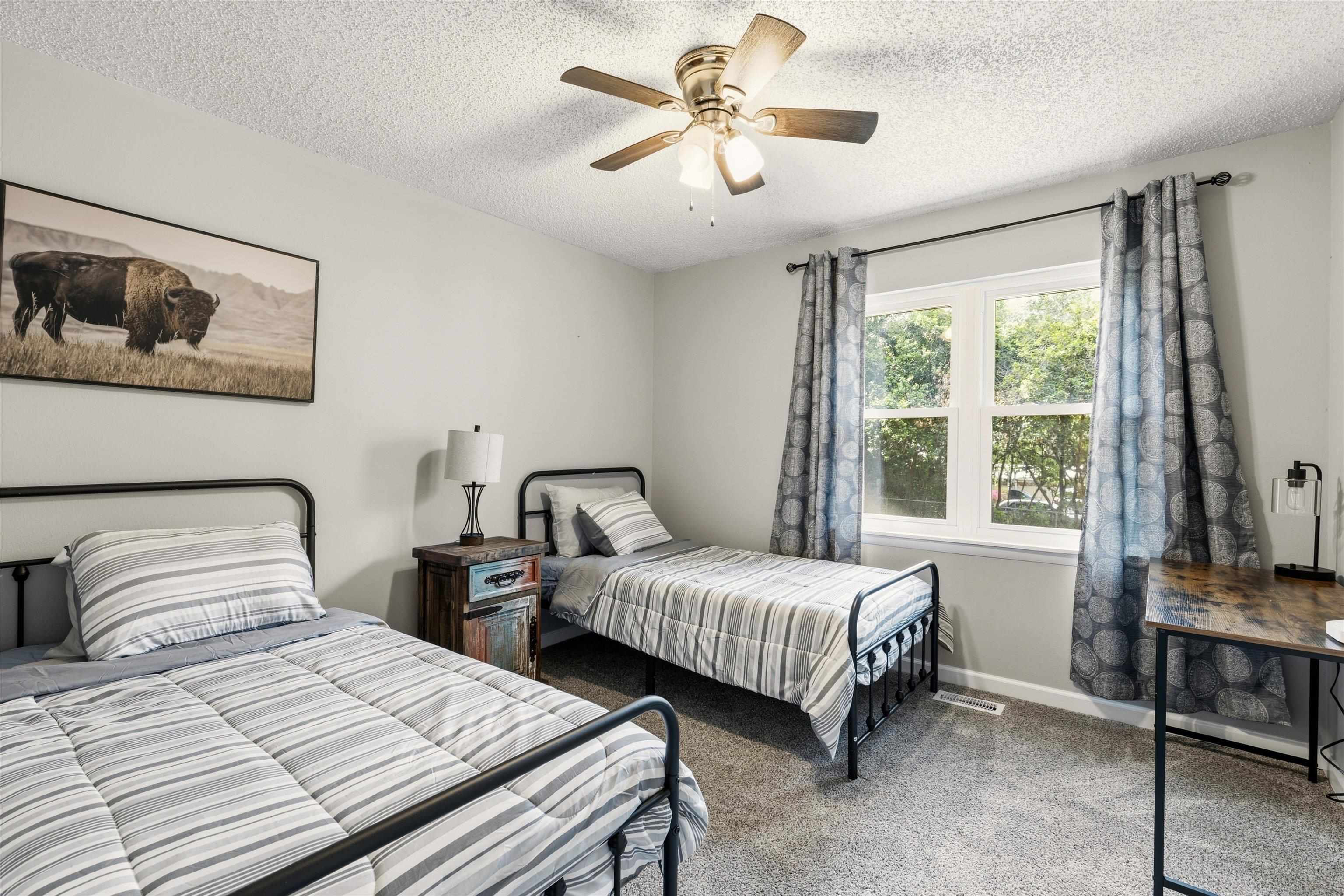1609 Sunset Lane