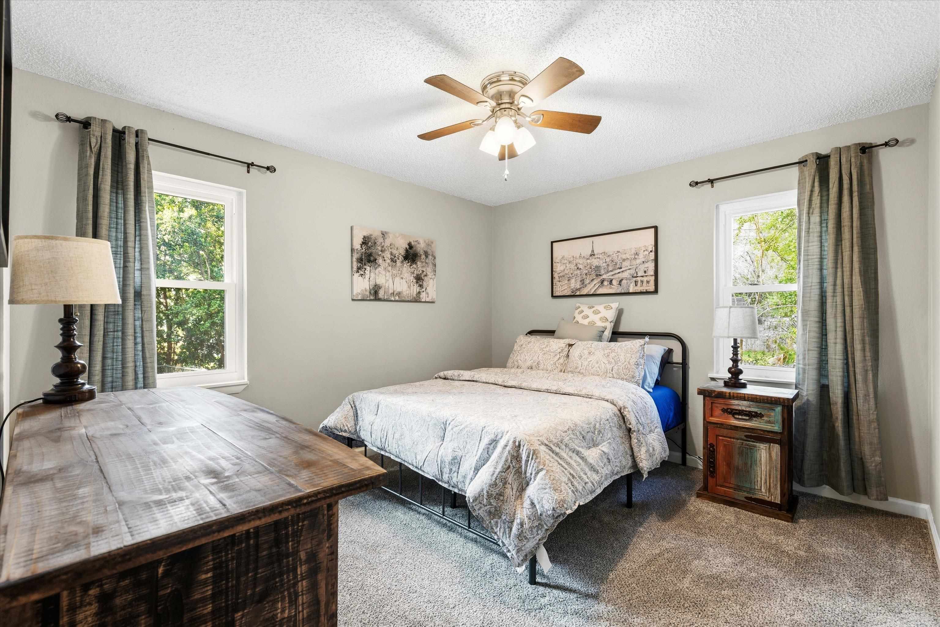 1609 Sunset Lane