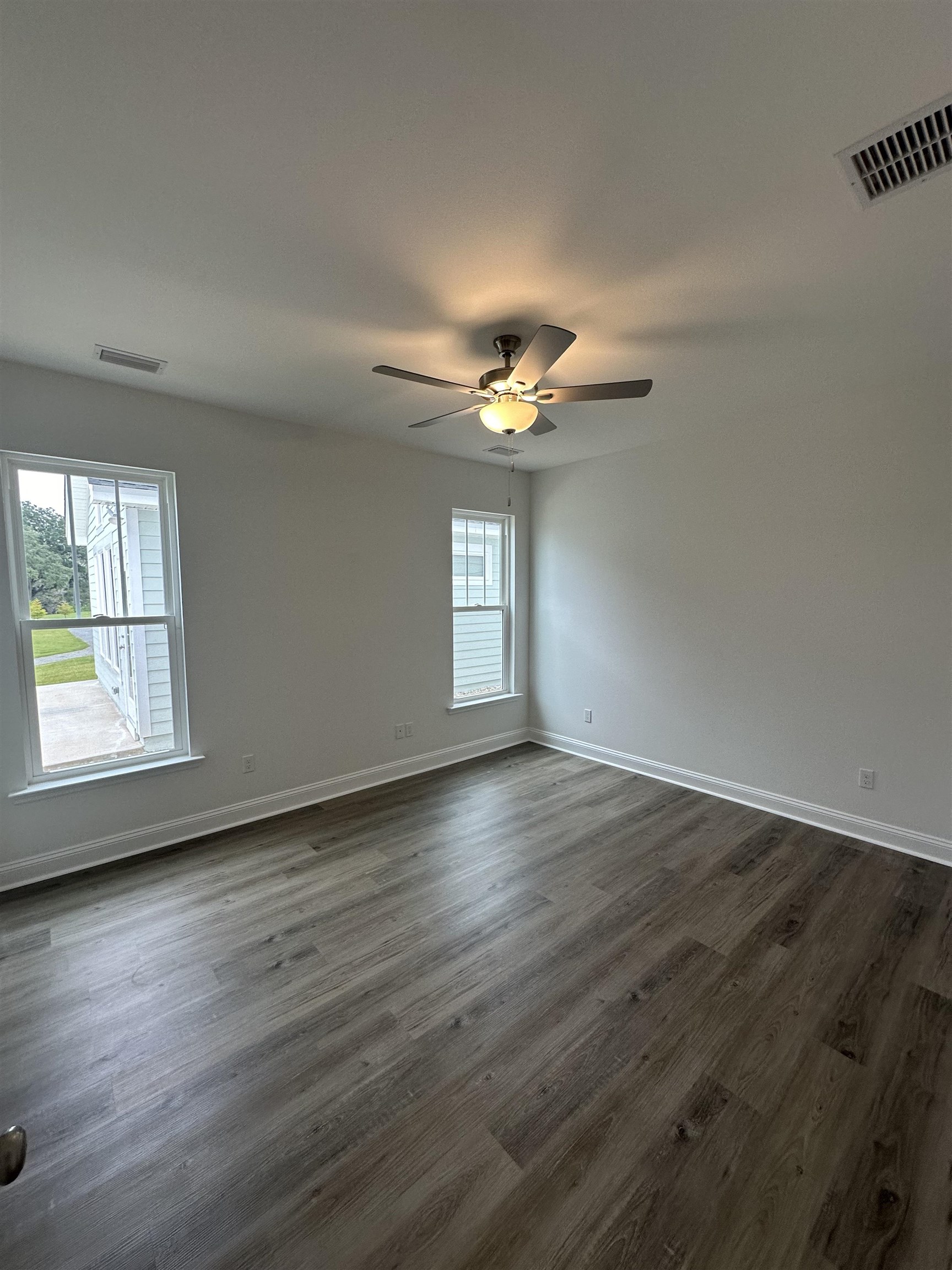 5662 Native Oak Drive