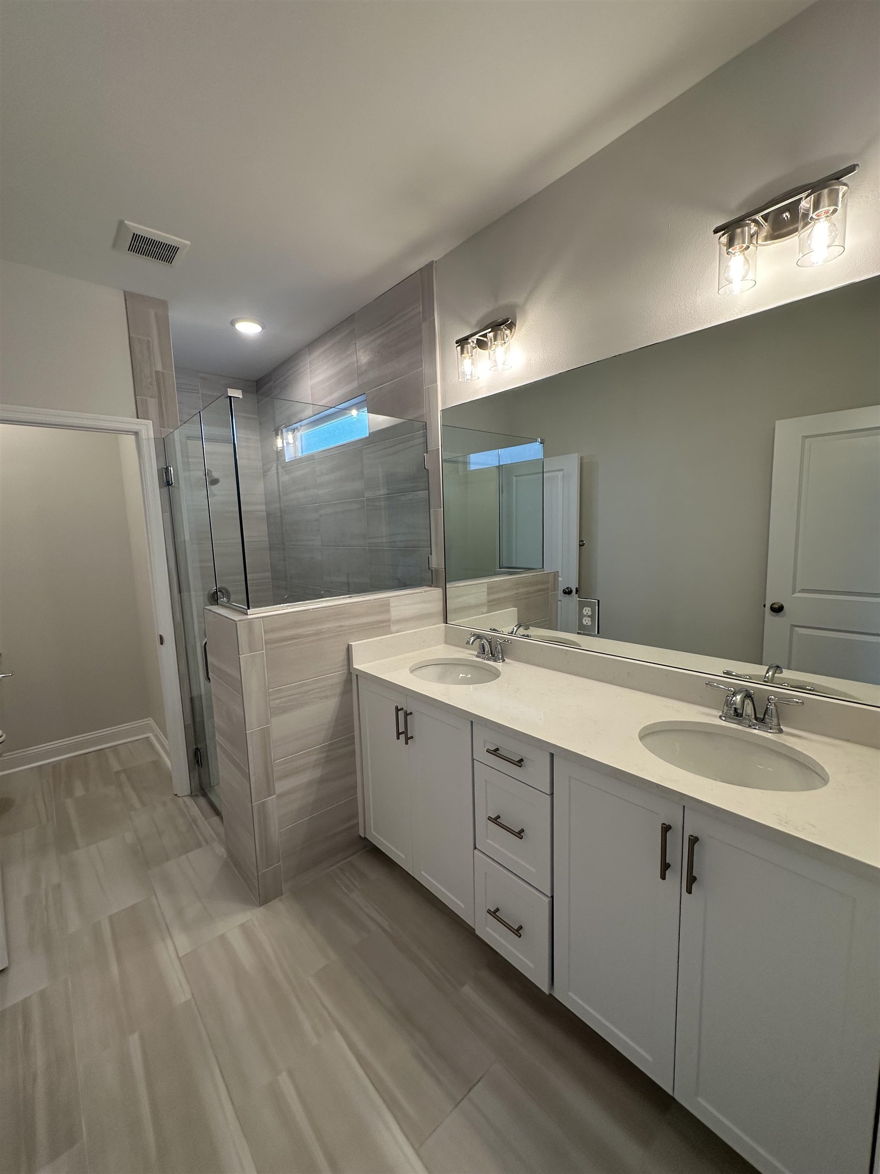 5662 Native Oak Drive