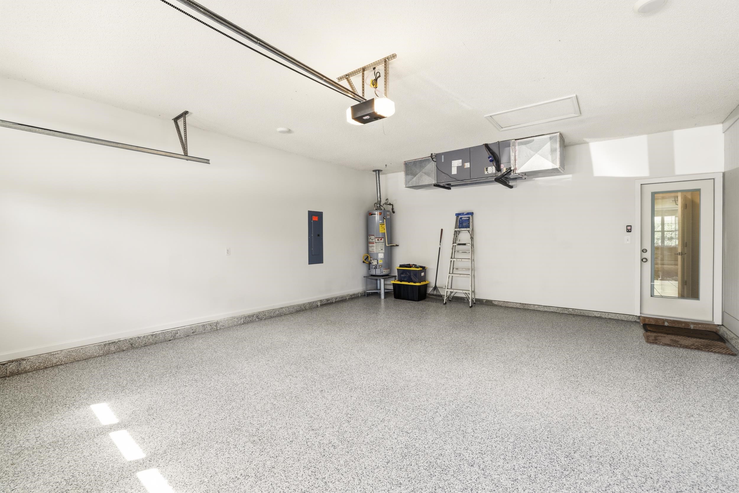3348 Piping Rock