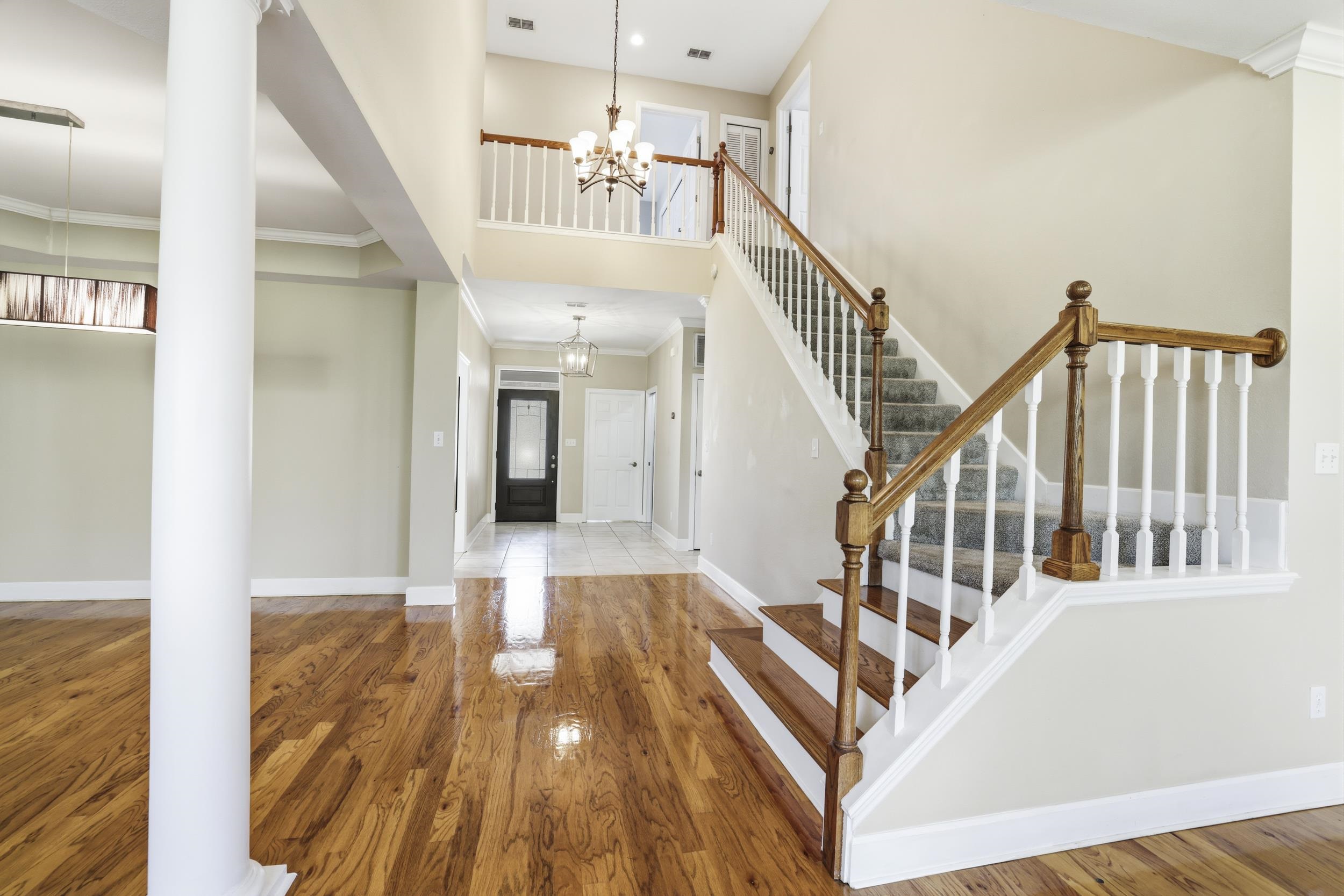 3348 Piping Rock
