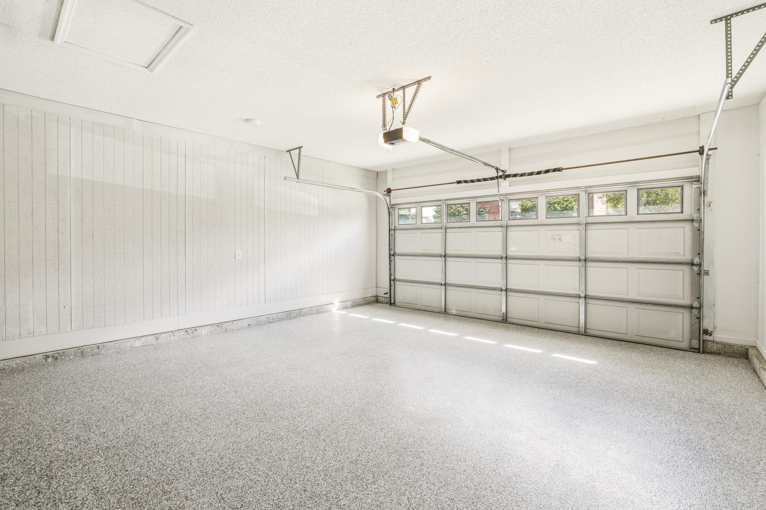 3348 Piping Rock