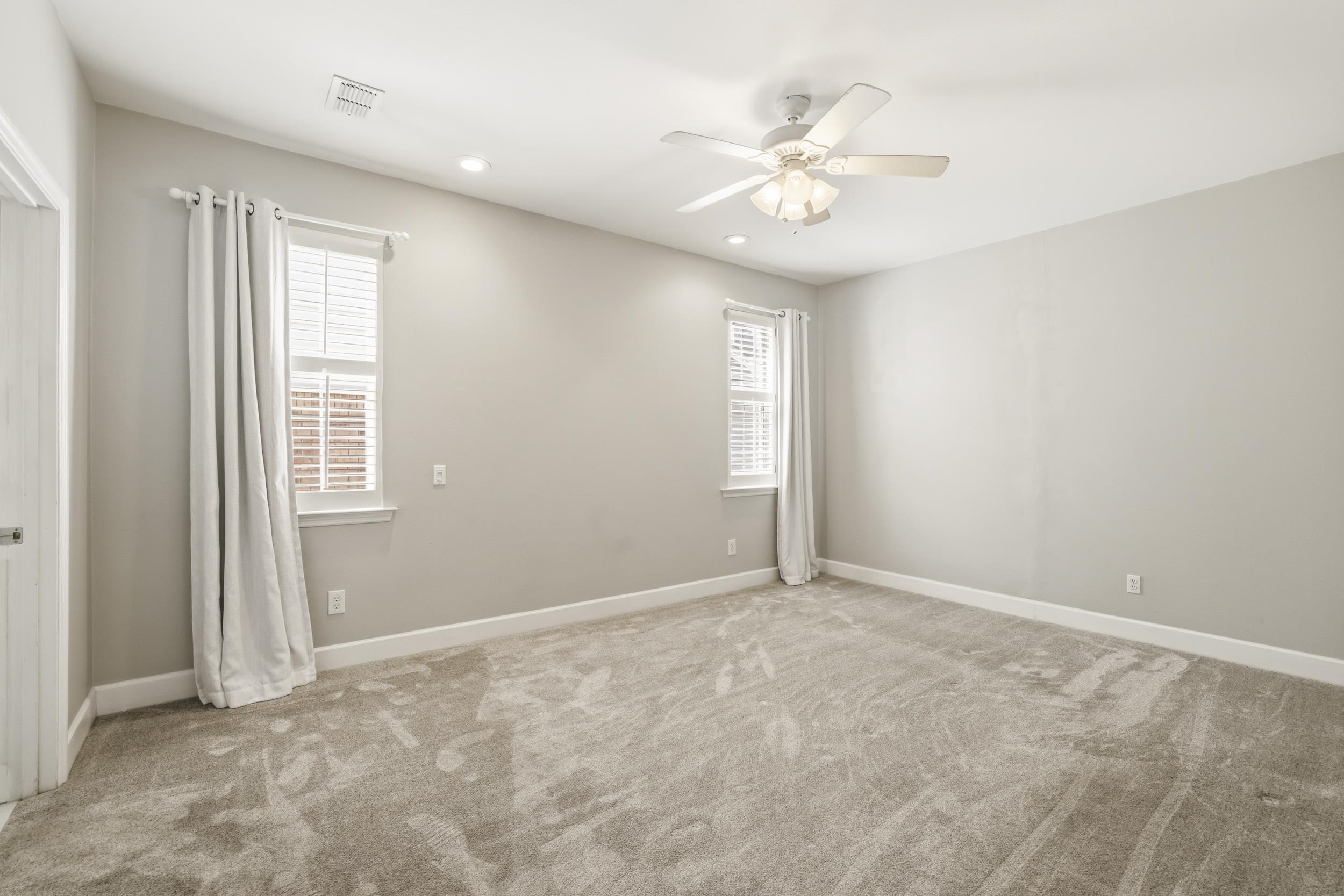 3348 Piping Rock