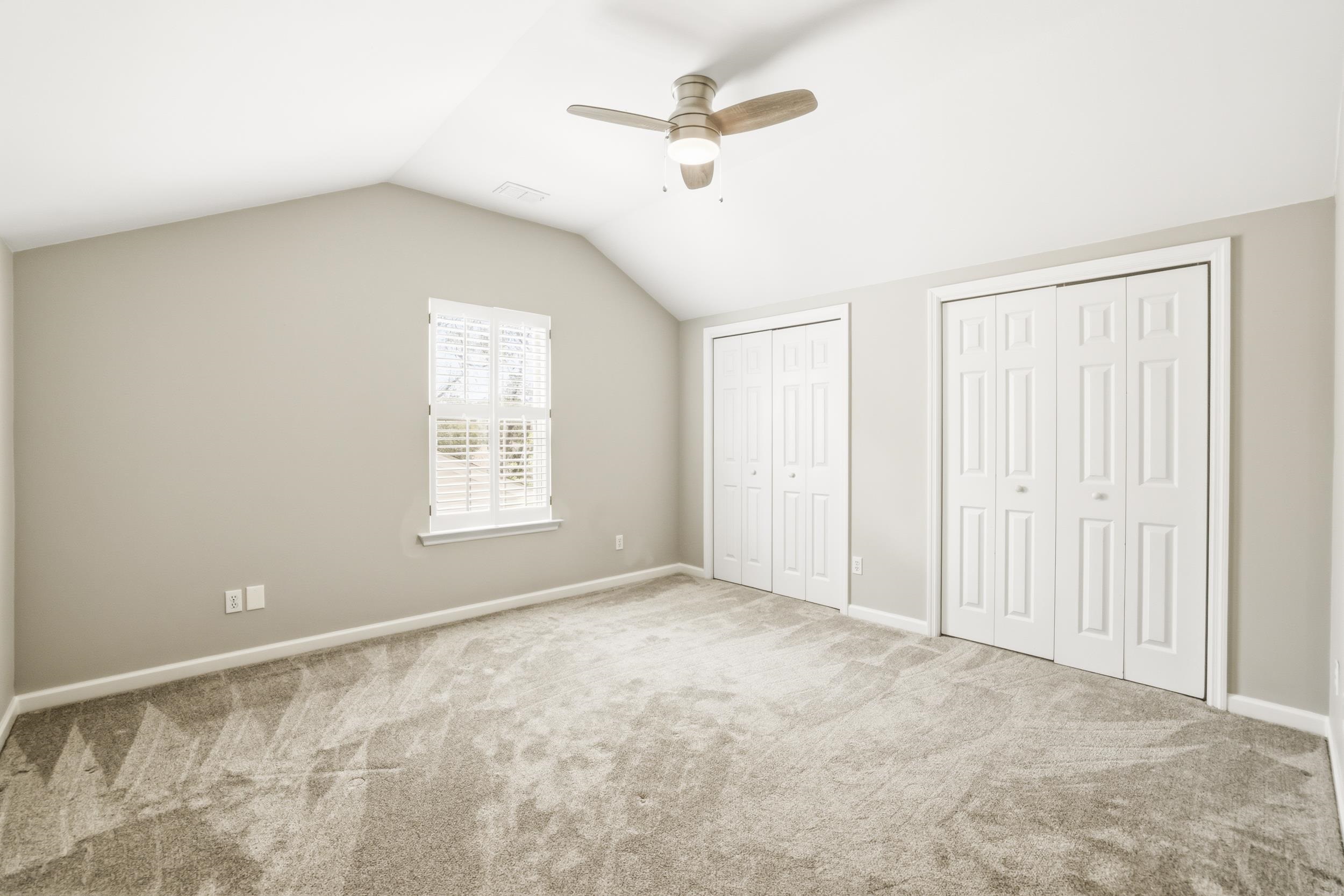 3348 Piping Rock