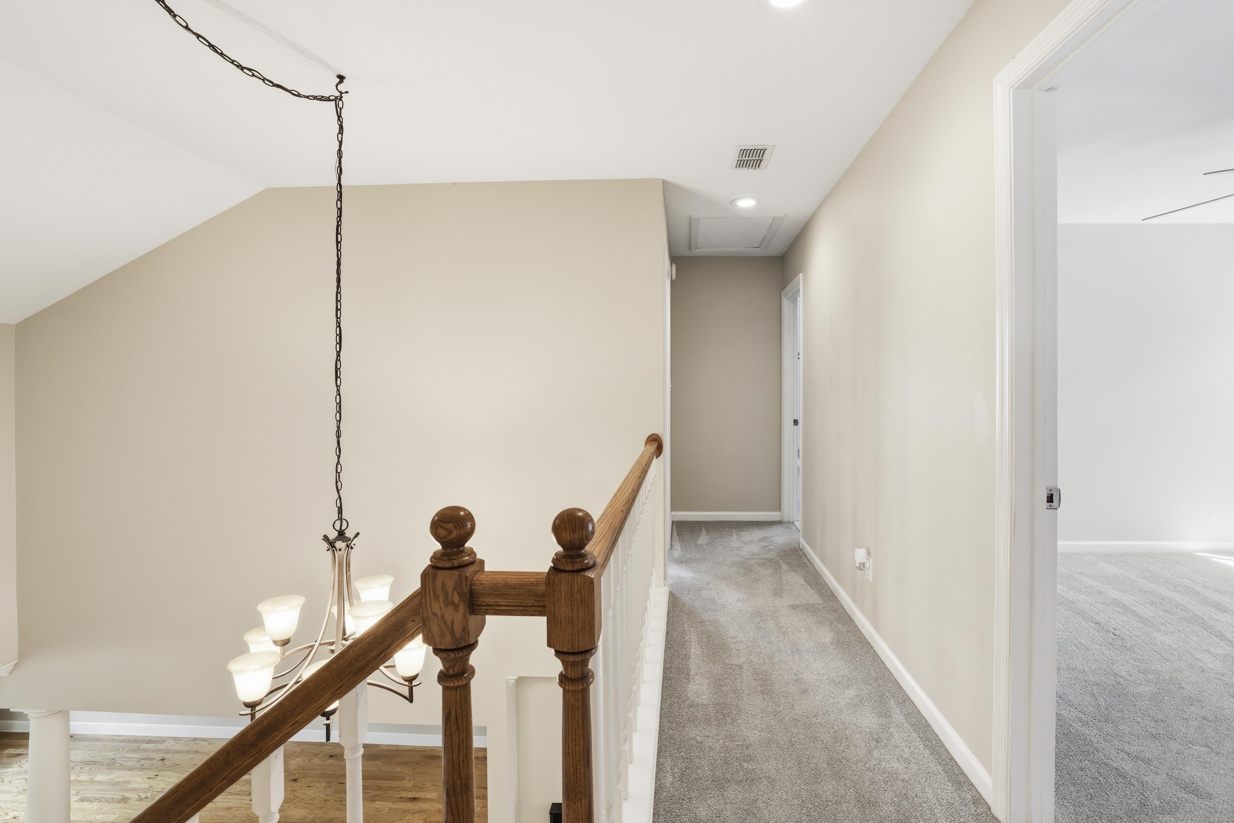 3348 Piping Rock