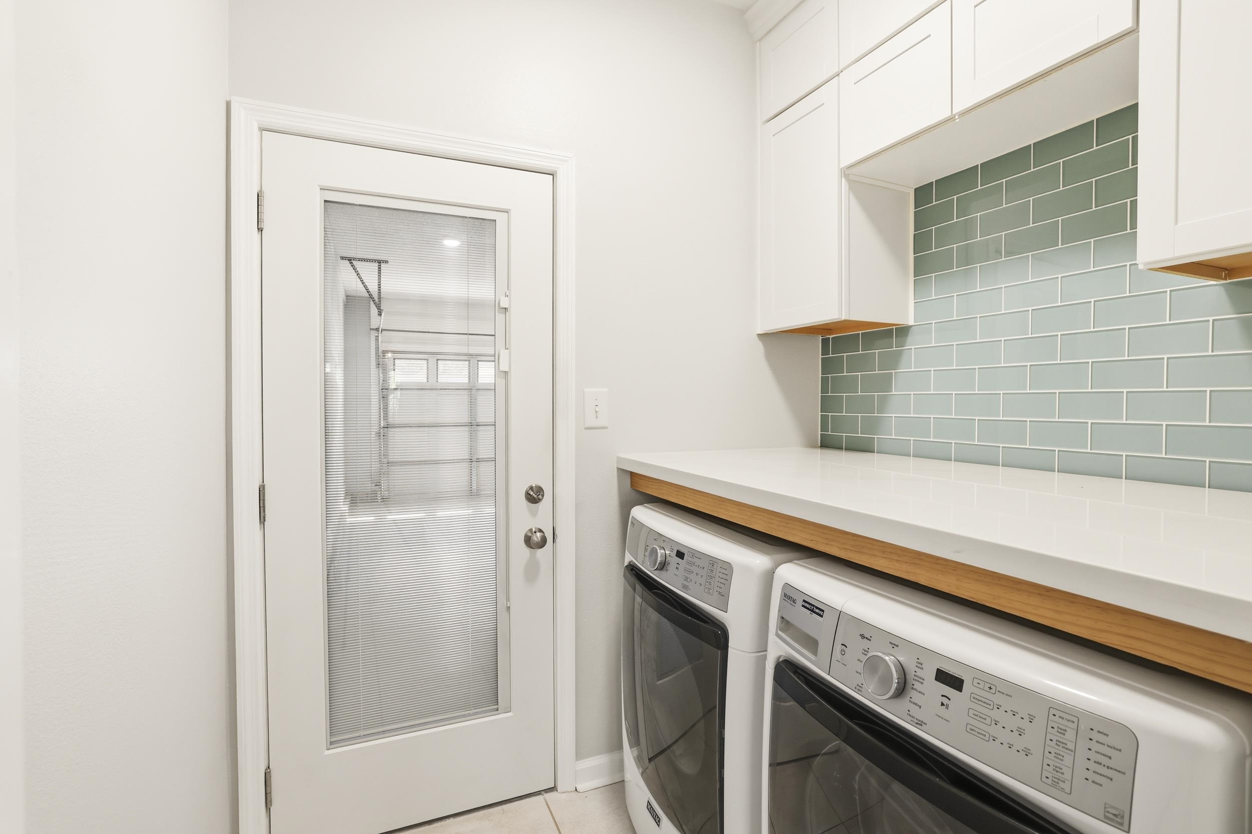 3348 Piping Rock