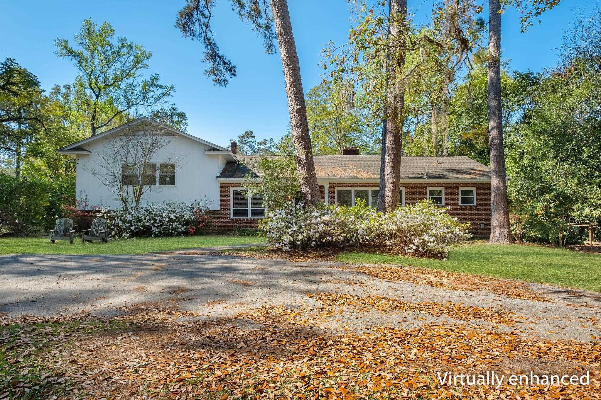 1221 Betton Road