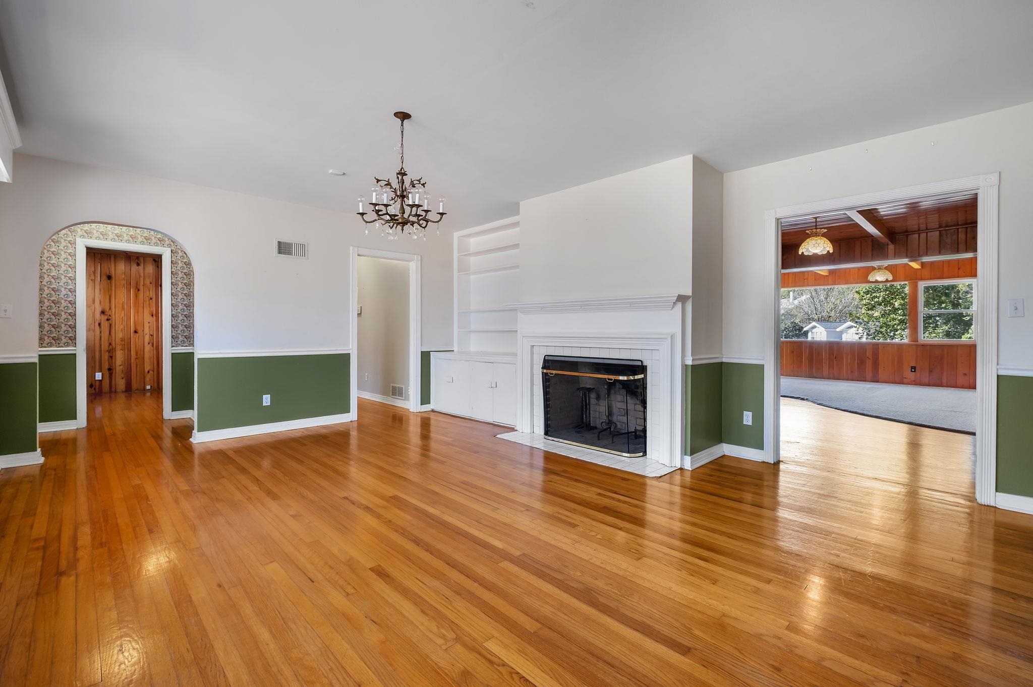 1221 Betton Road