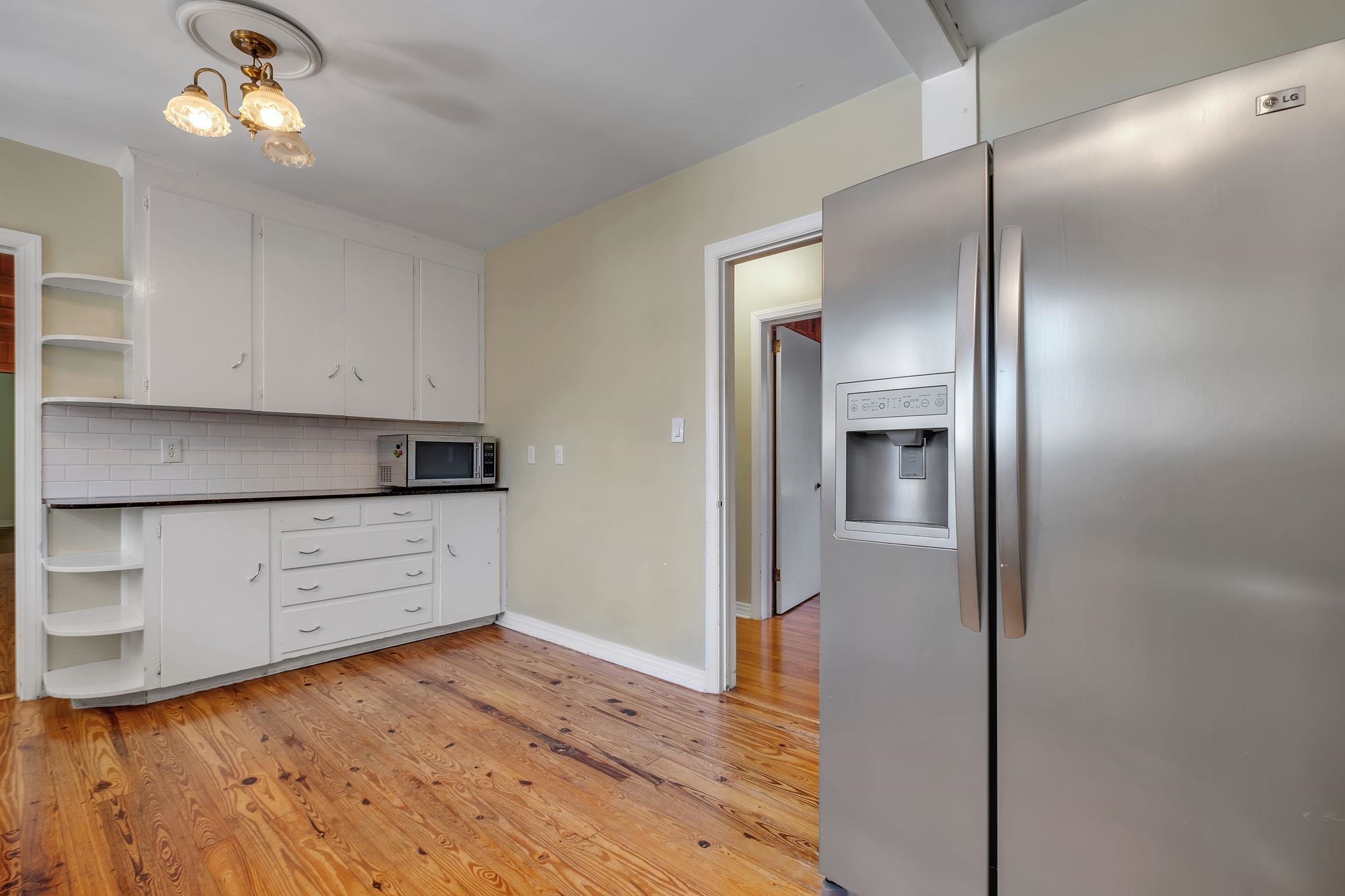 1221 Betton Road