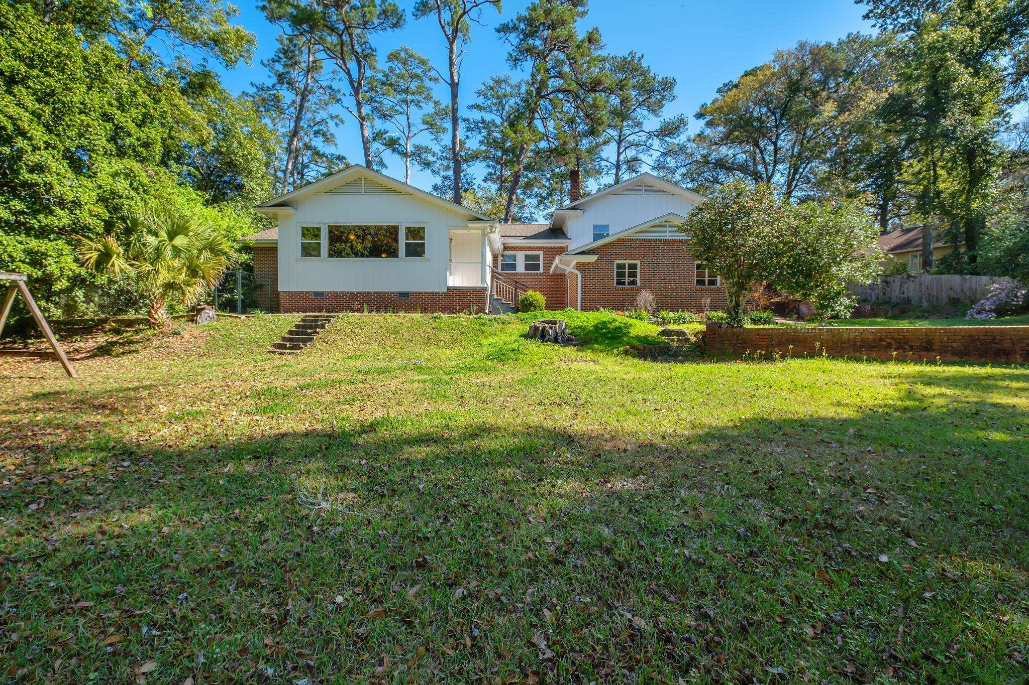 1221 Betton Road