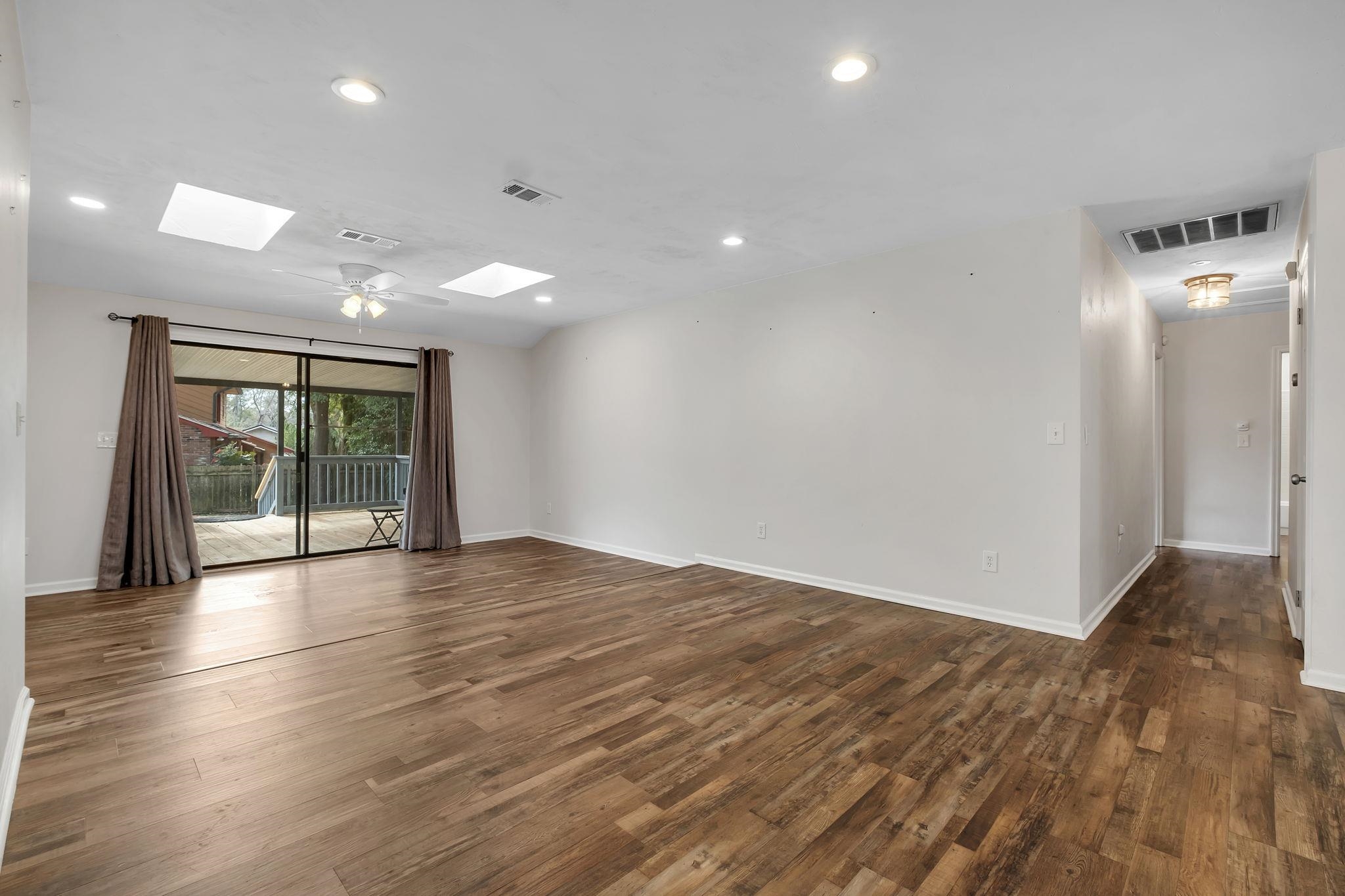 3141 N Shannon Lakes Drive