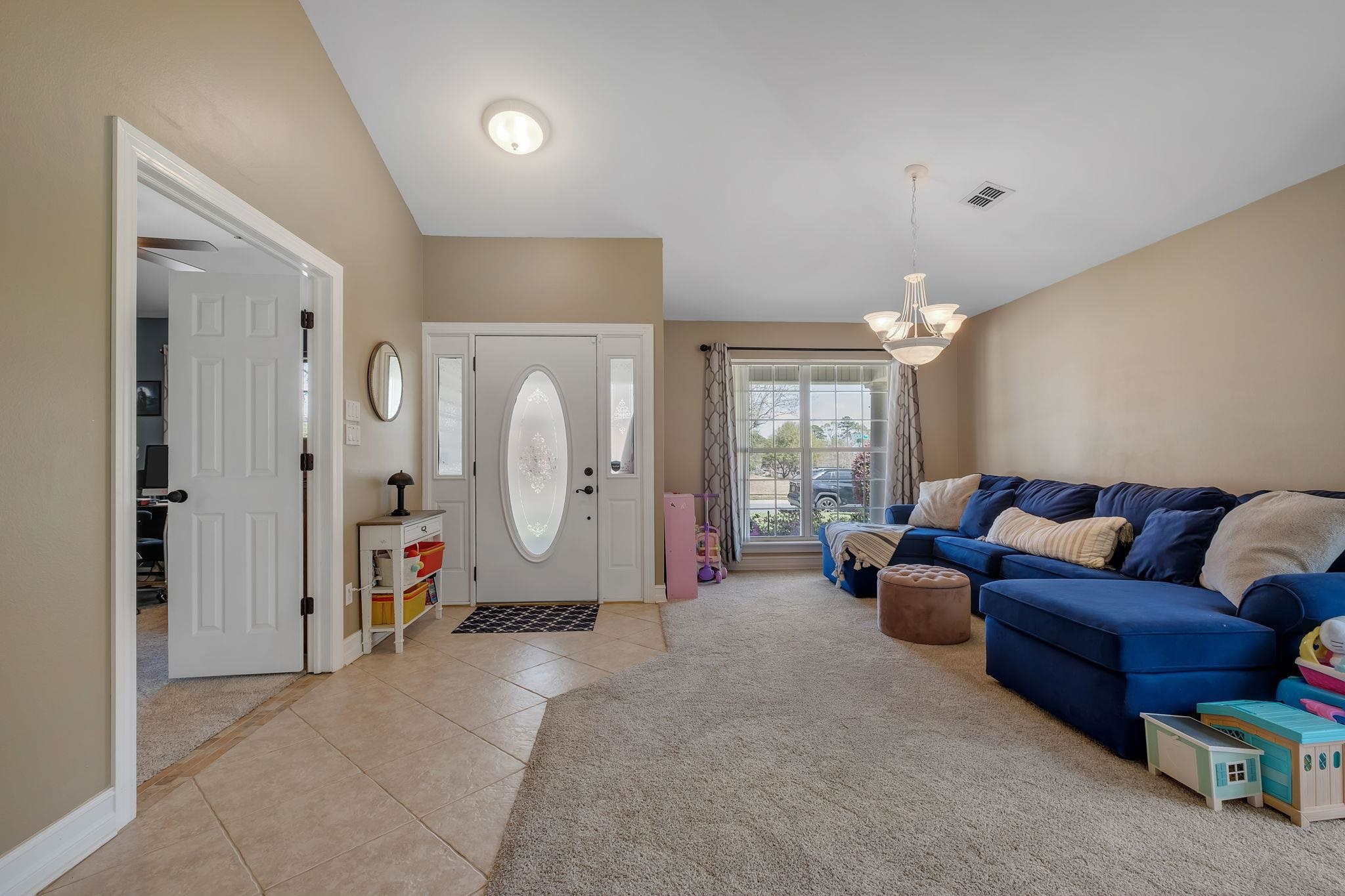 5735 Sioux Drive
