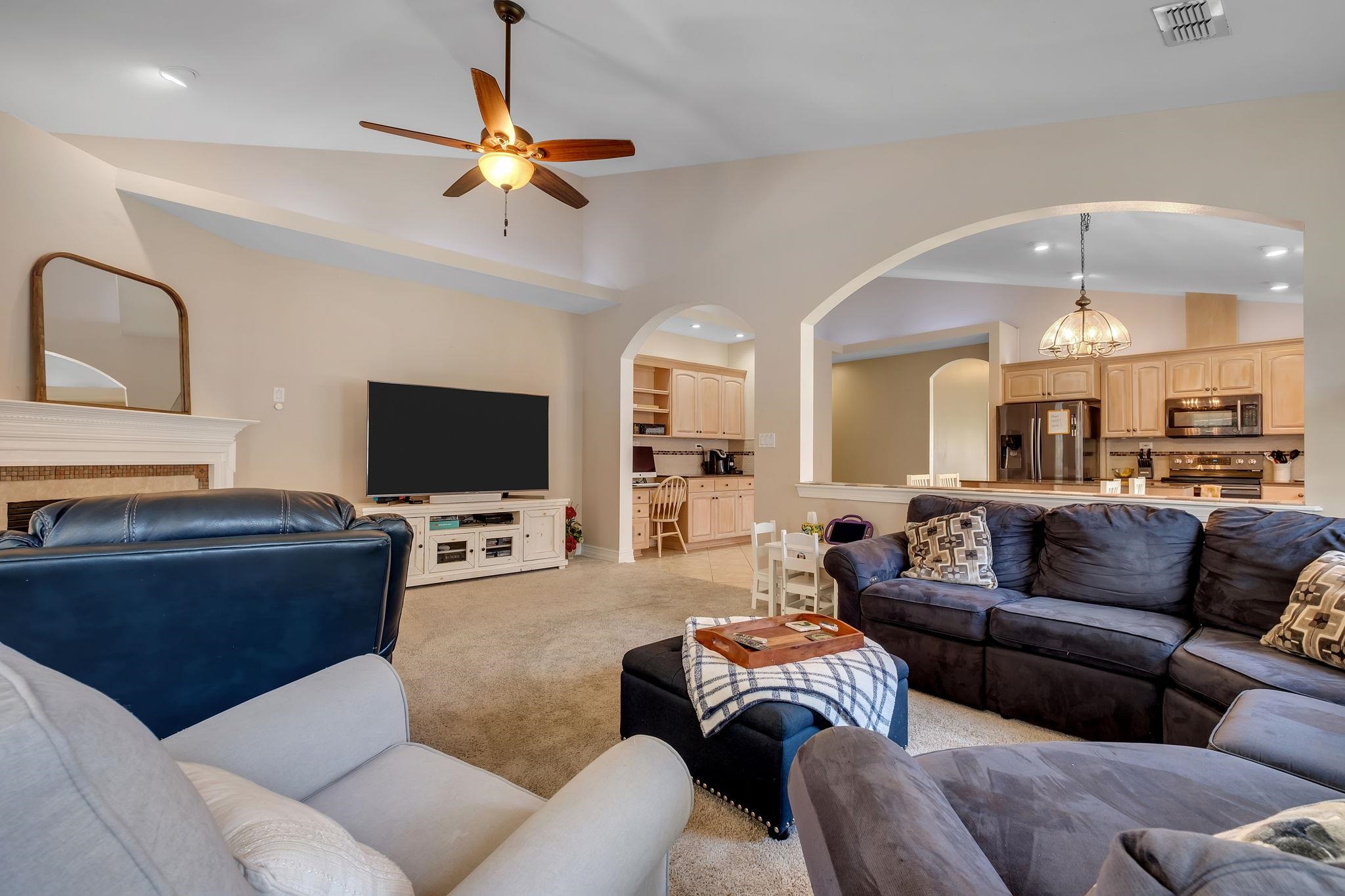 5735 Sioux Drive