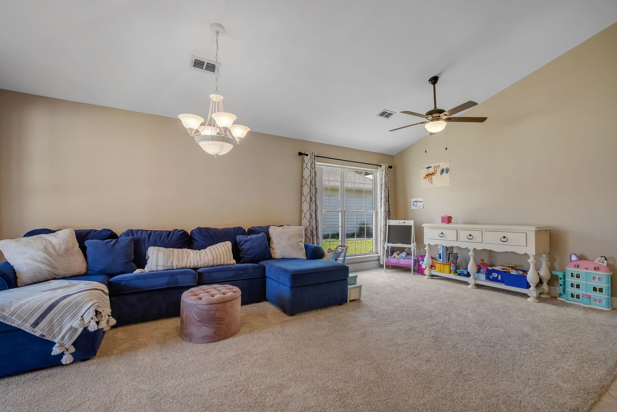 5735 Sioux Drive