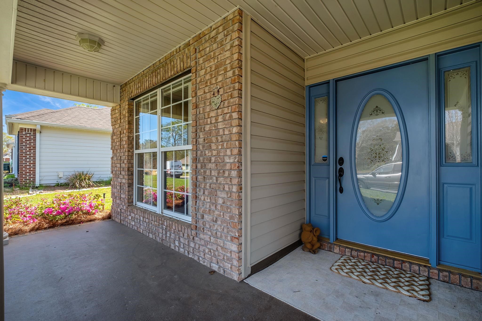 5735 Sioux Drive