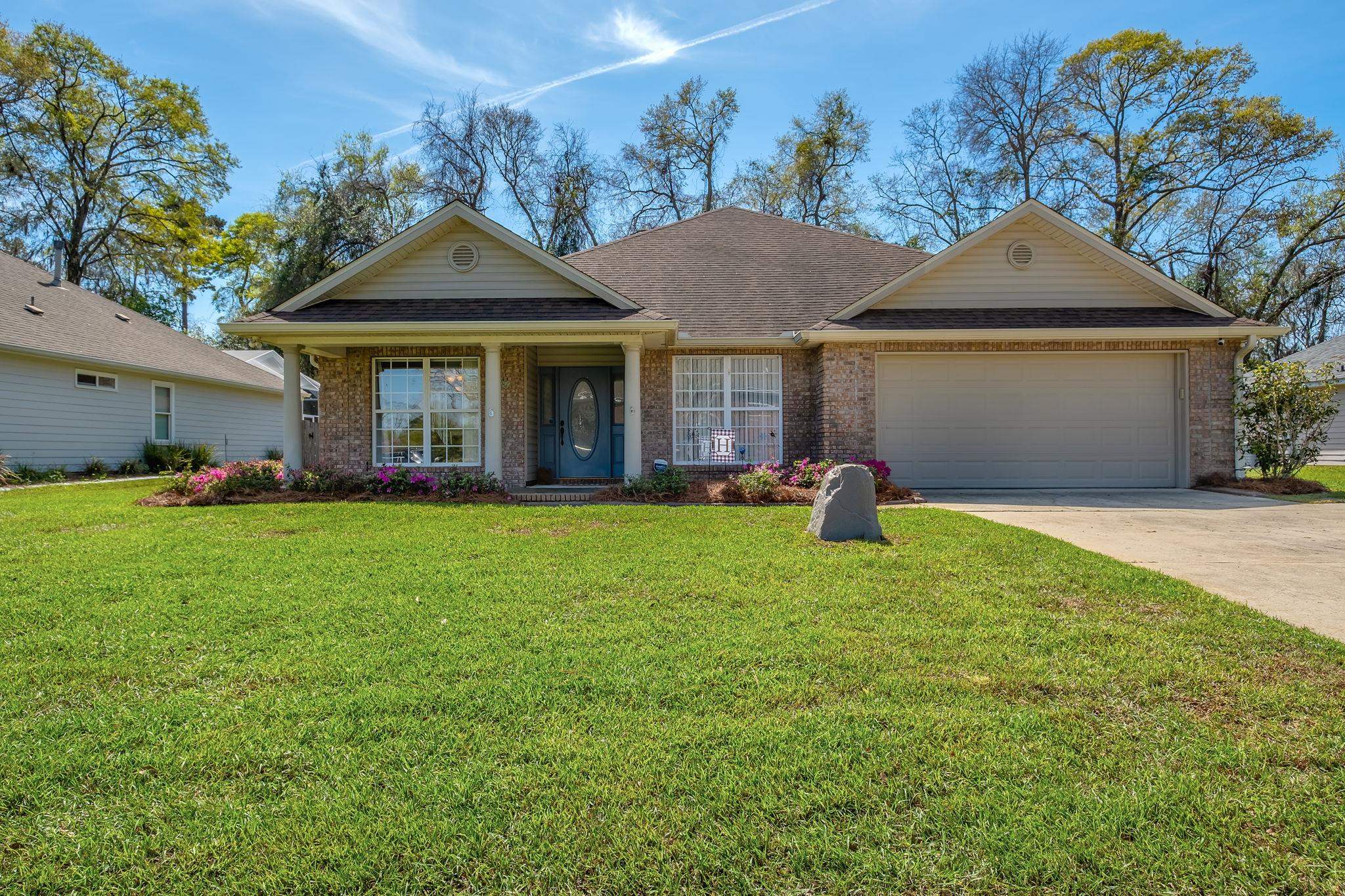 5735 Sioux Drive