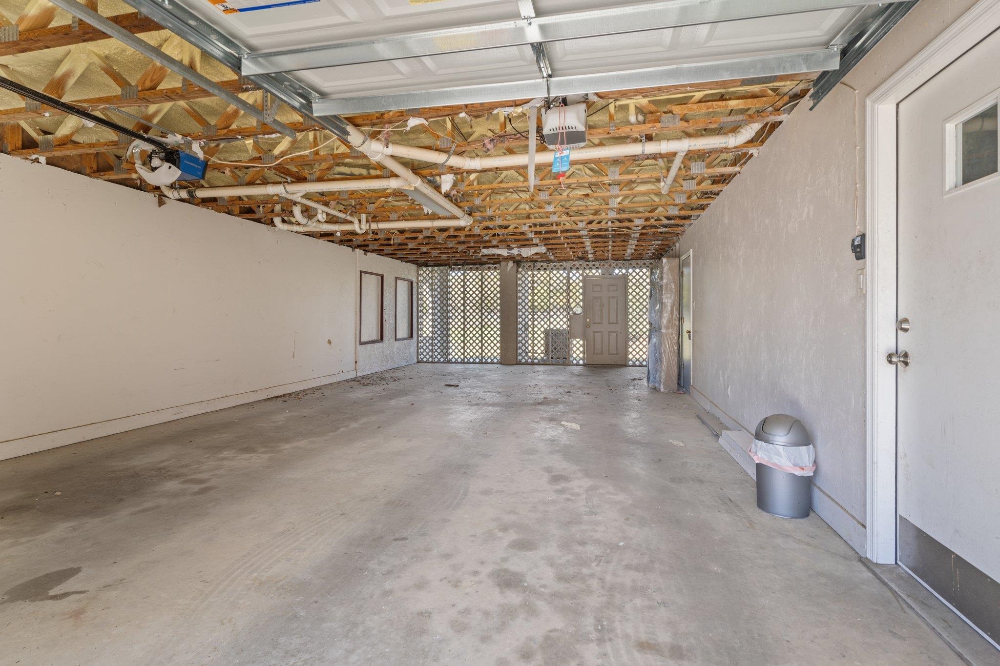 1333 AIRPORT Drive