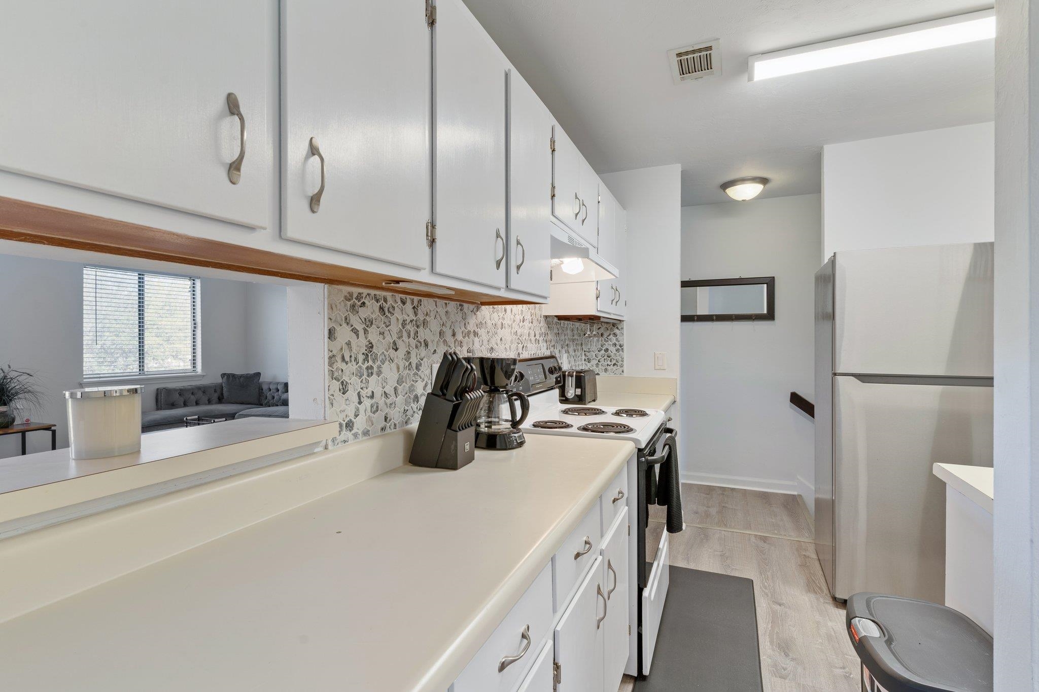 1333 AIRPORT Drive