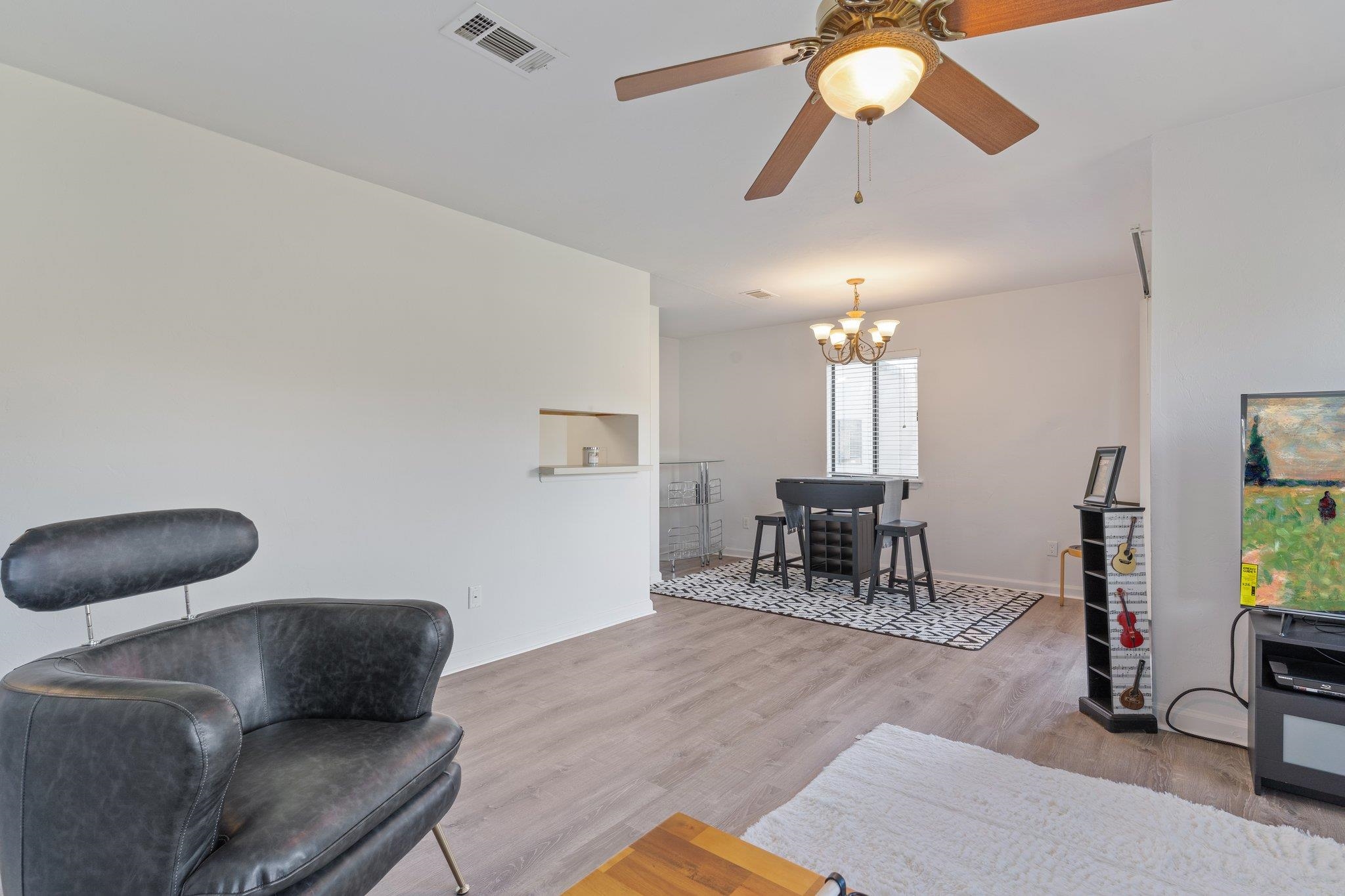 1333 AIRPORT Drive