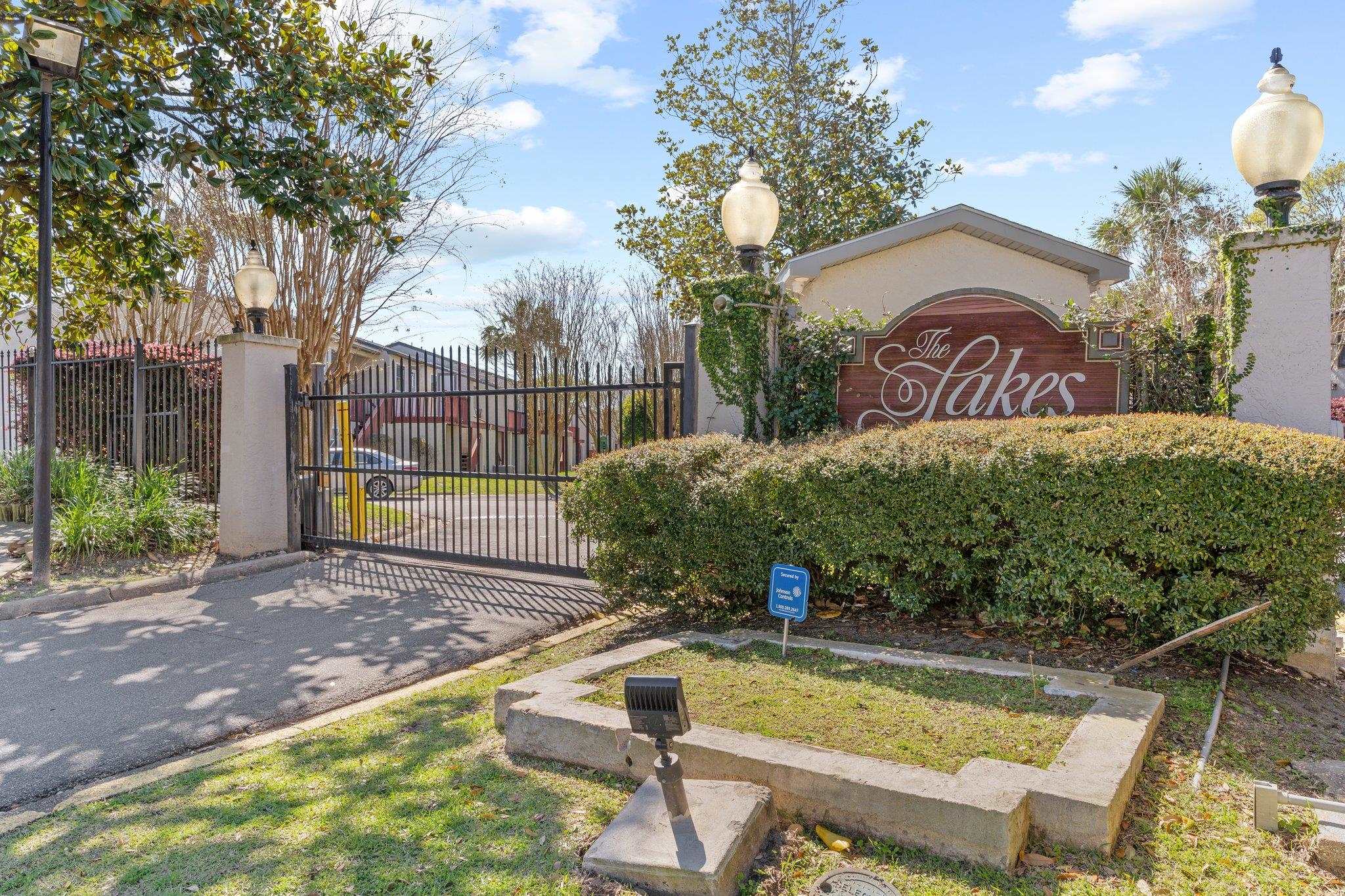 1333 AIRPORT Drive