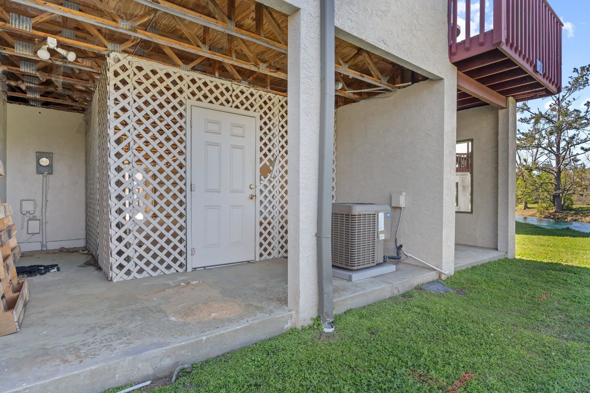 1333 AIRPORT Drive