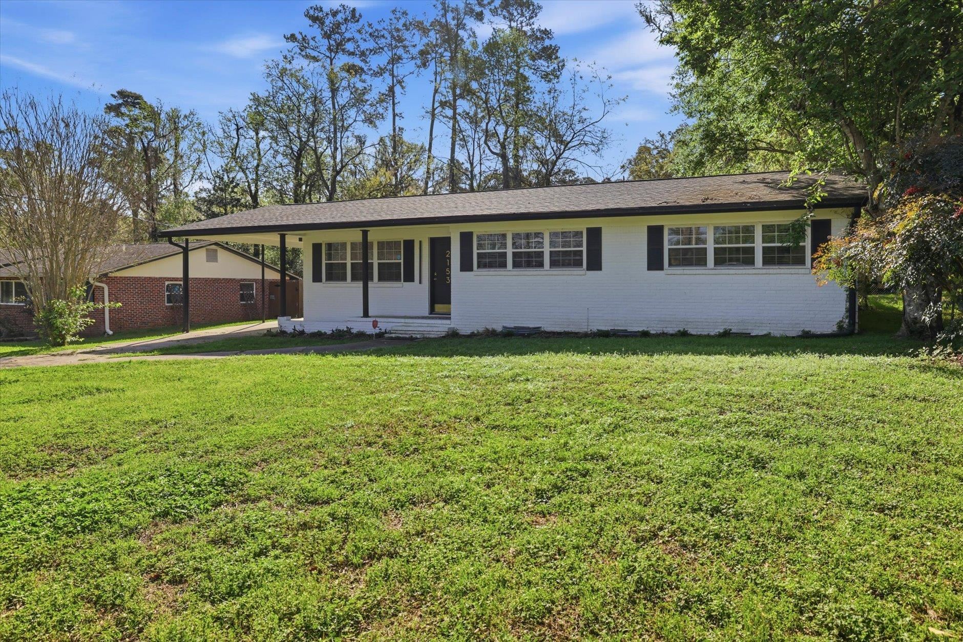 2153 LONGVIEW Drive