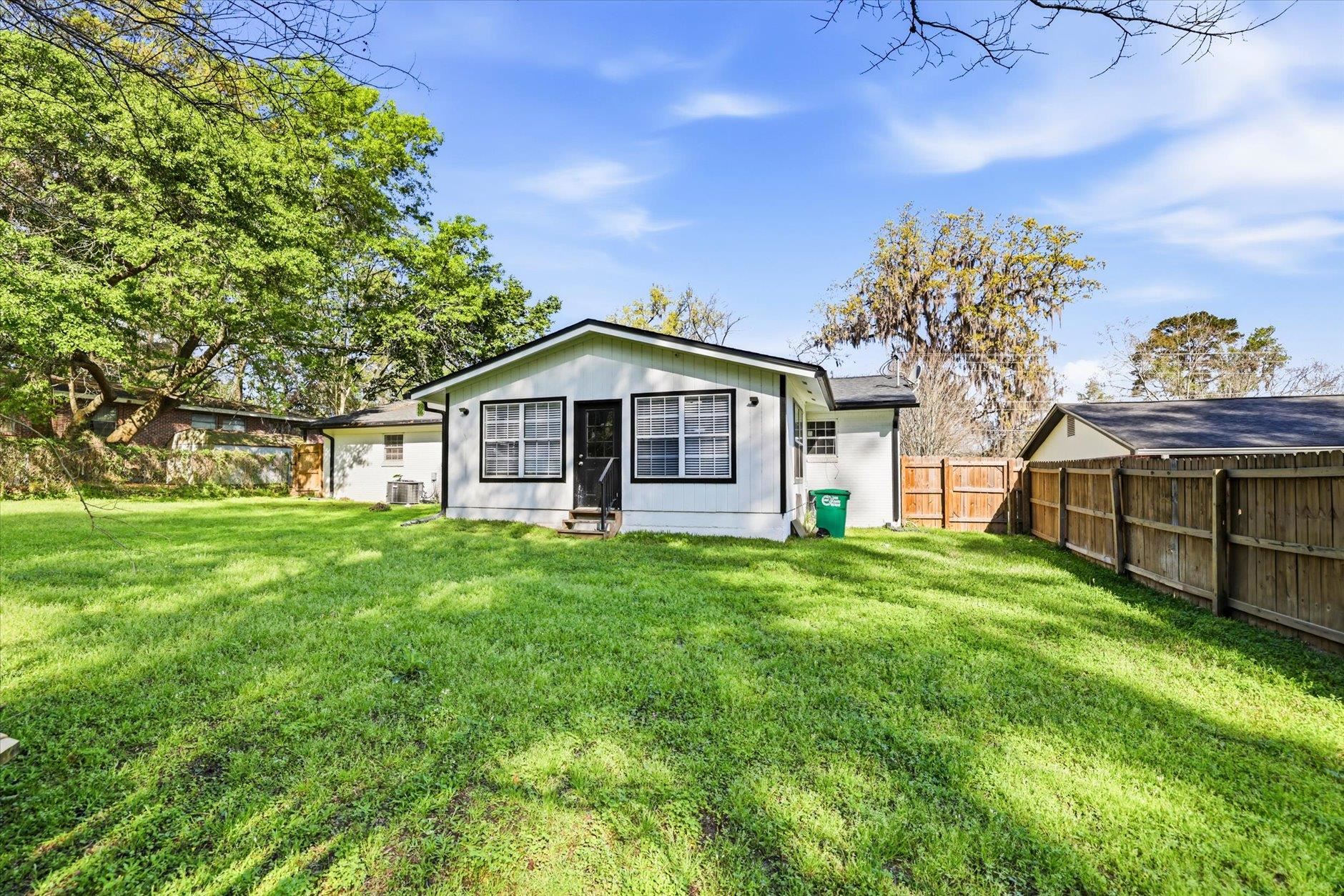 2153 LONGVIEW Drive