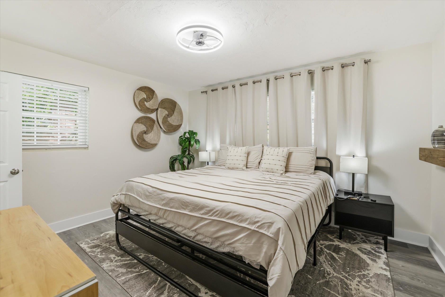 2153 LONGVIEW Drive