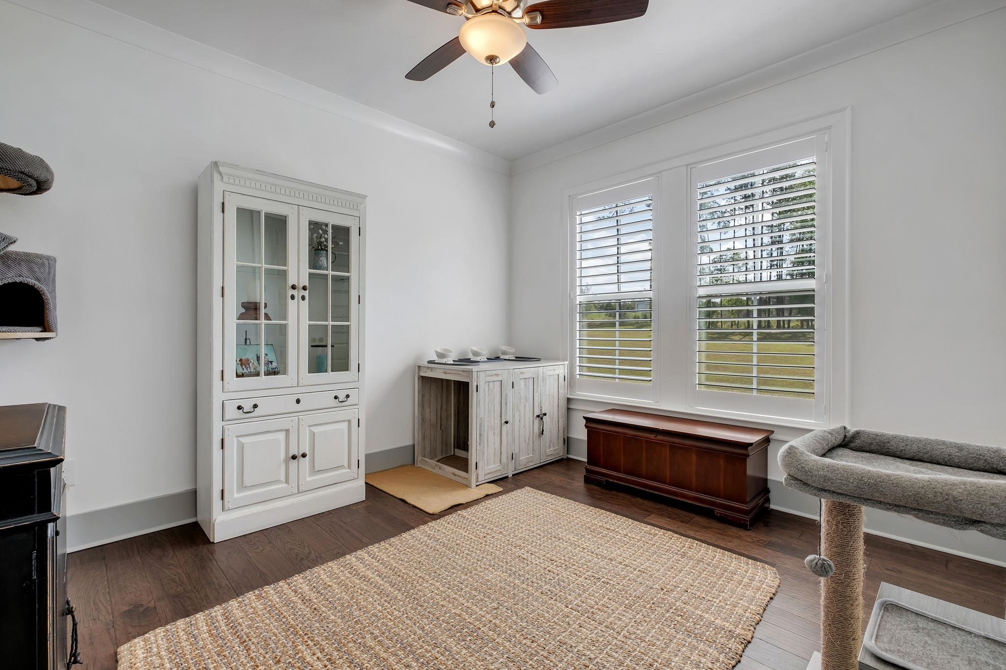 3148 Magazine Circle