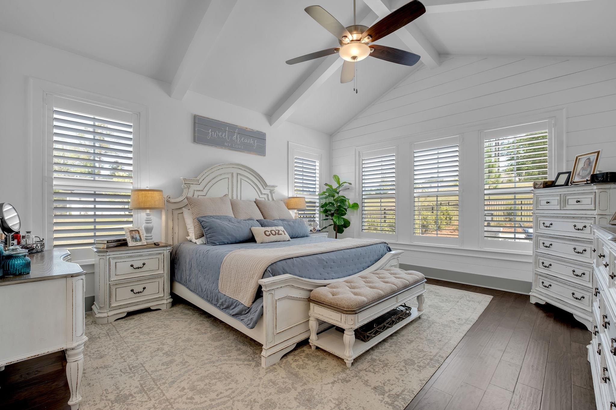 3148 Magazine Circle