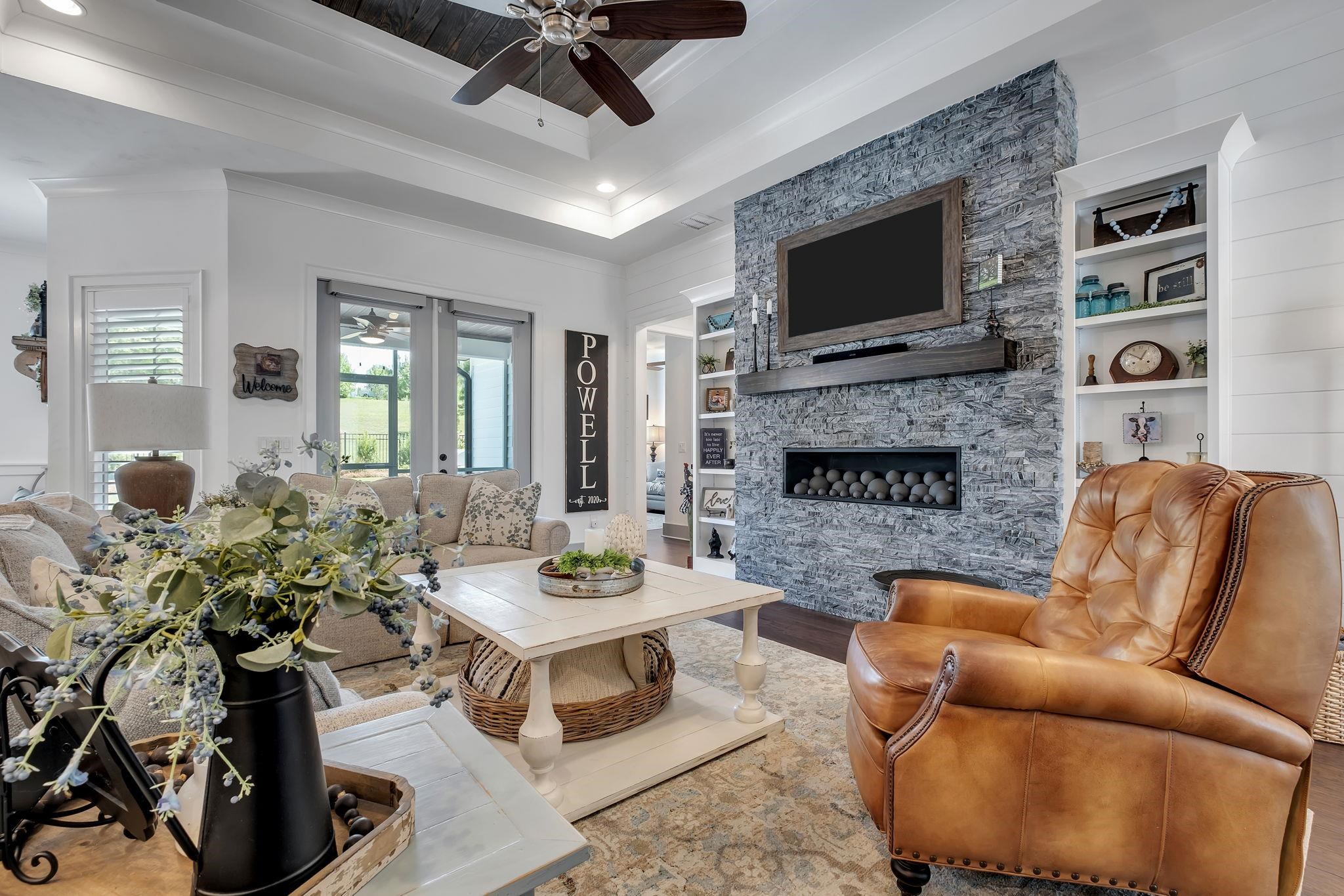 3148 Magazine Circle