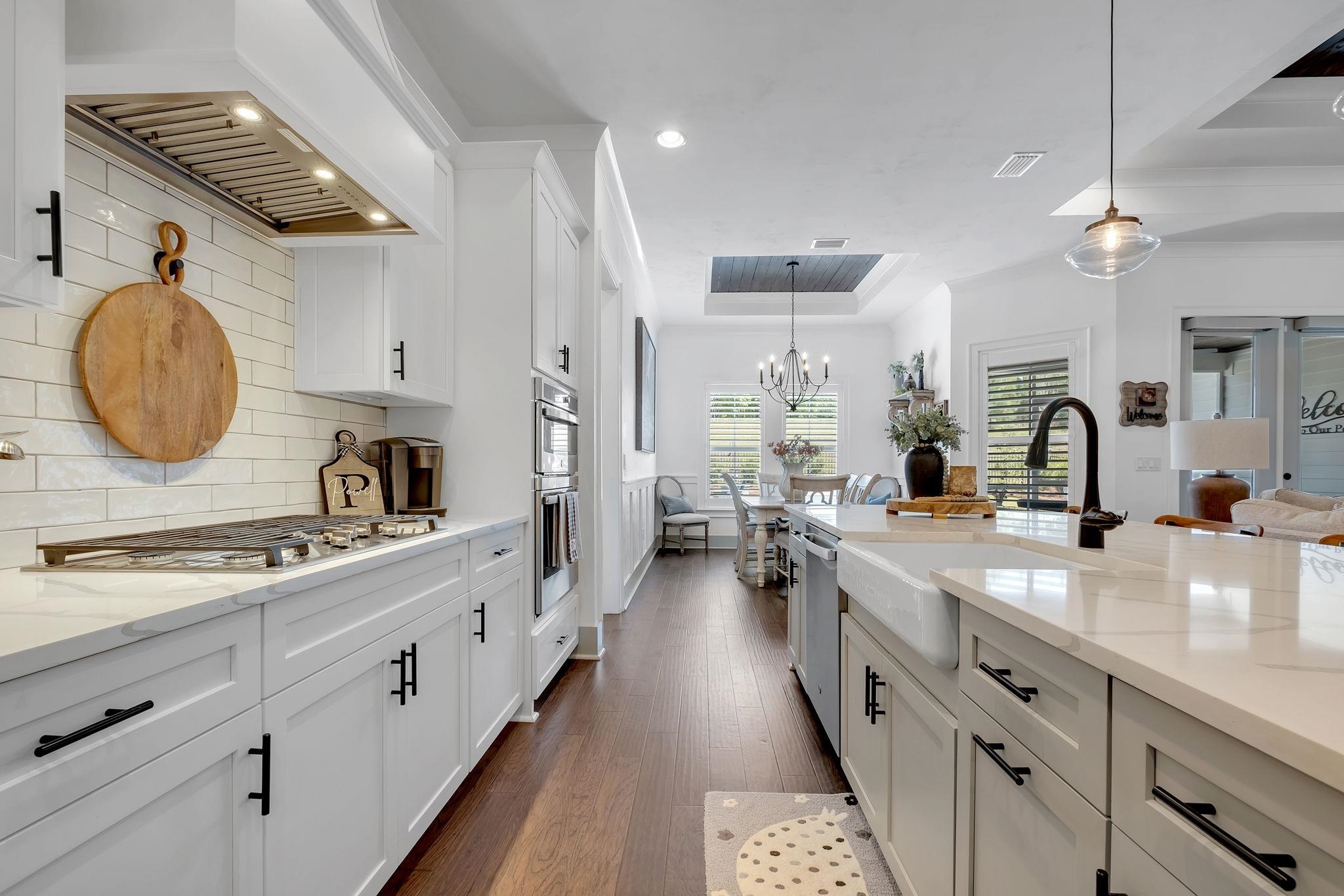 3148 Magazine Circle