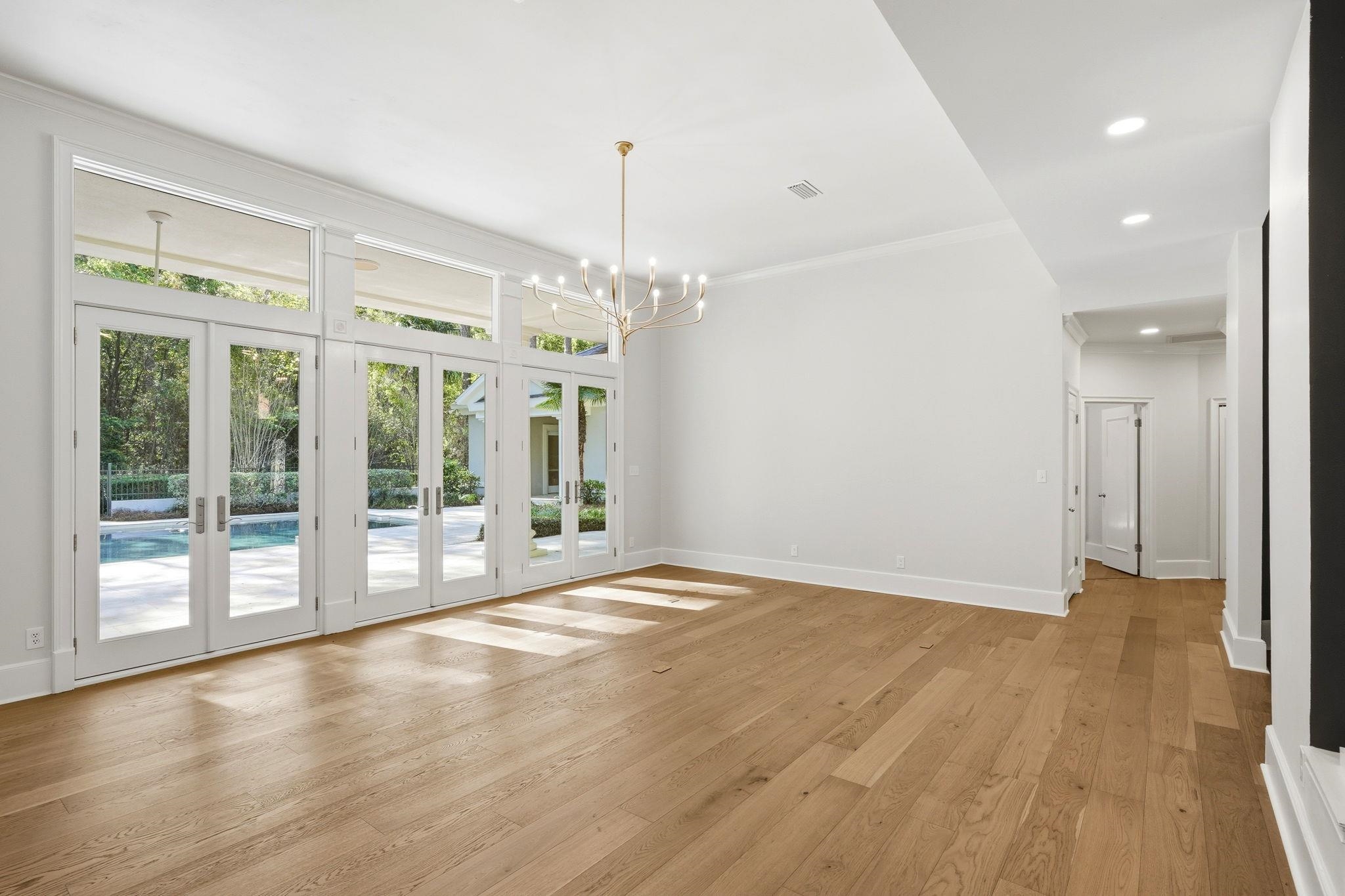 278 E Rosehill Drive