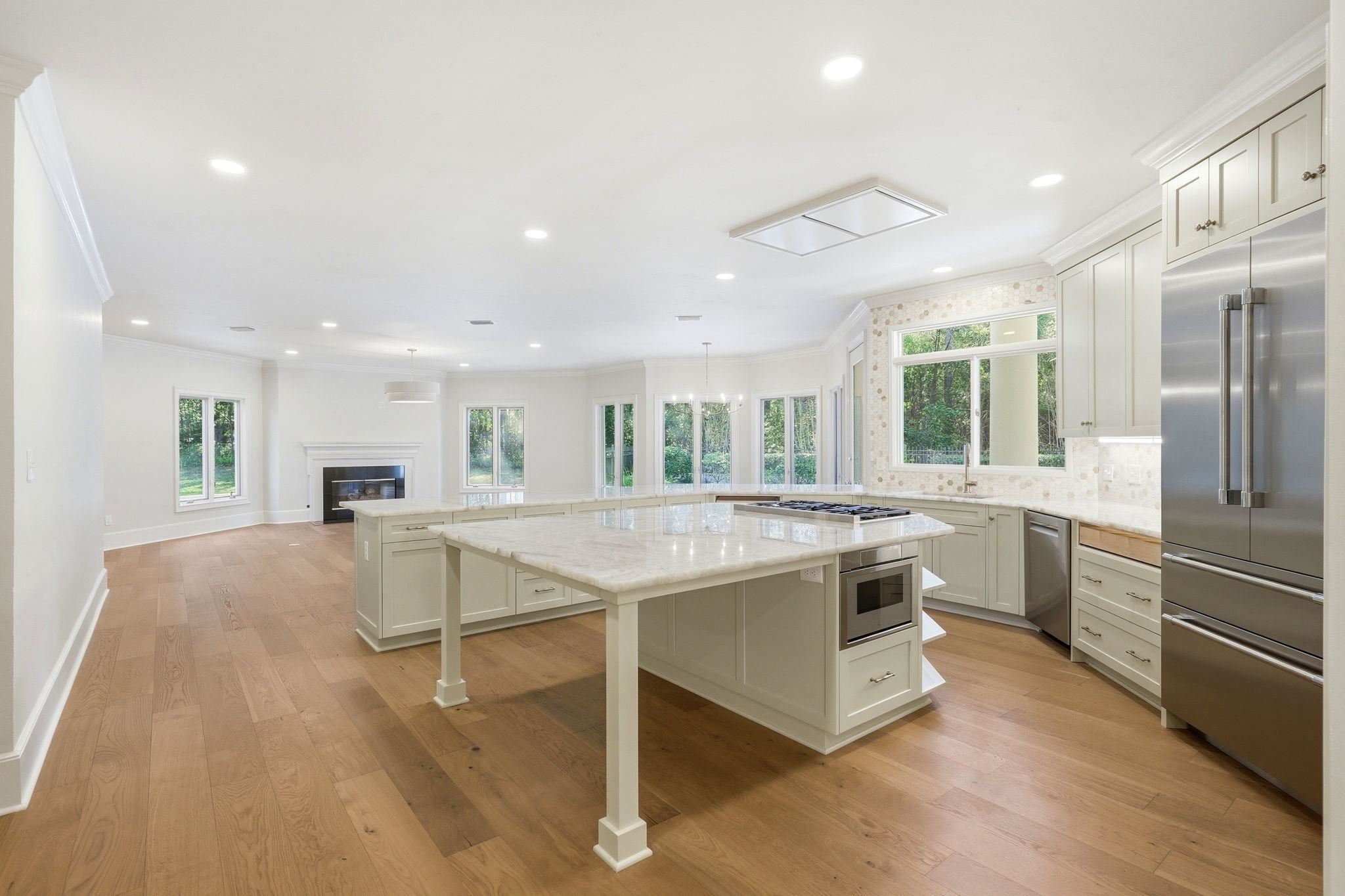 278 E Rosehill Drive