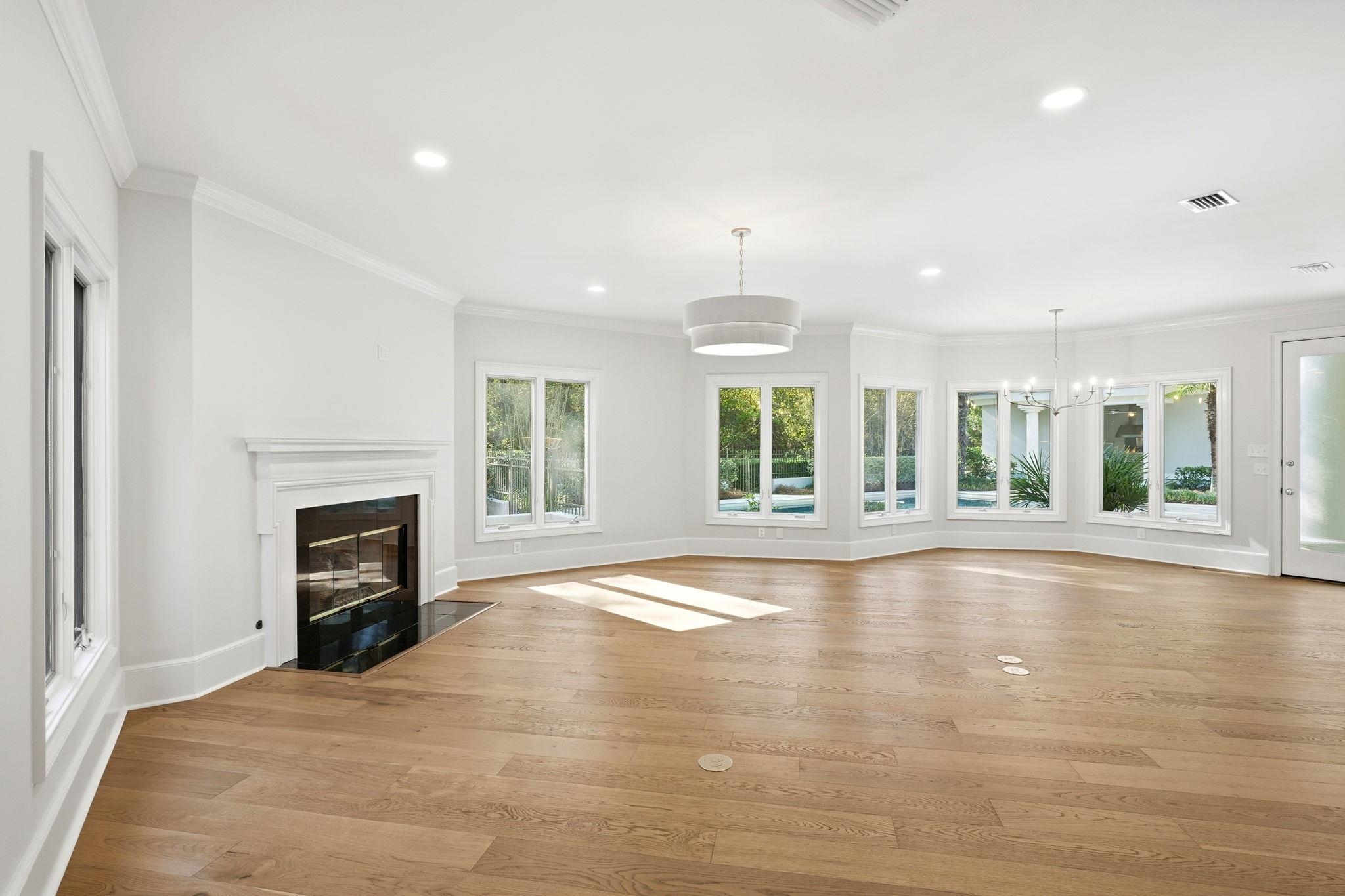 278 E Rosehill Drive