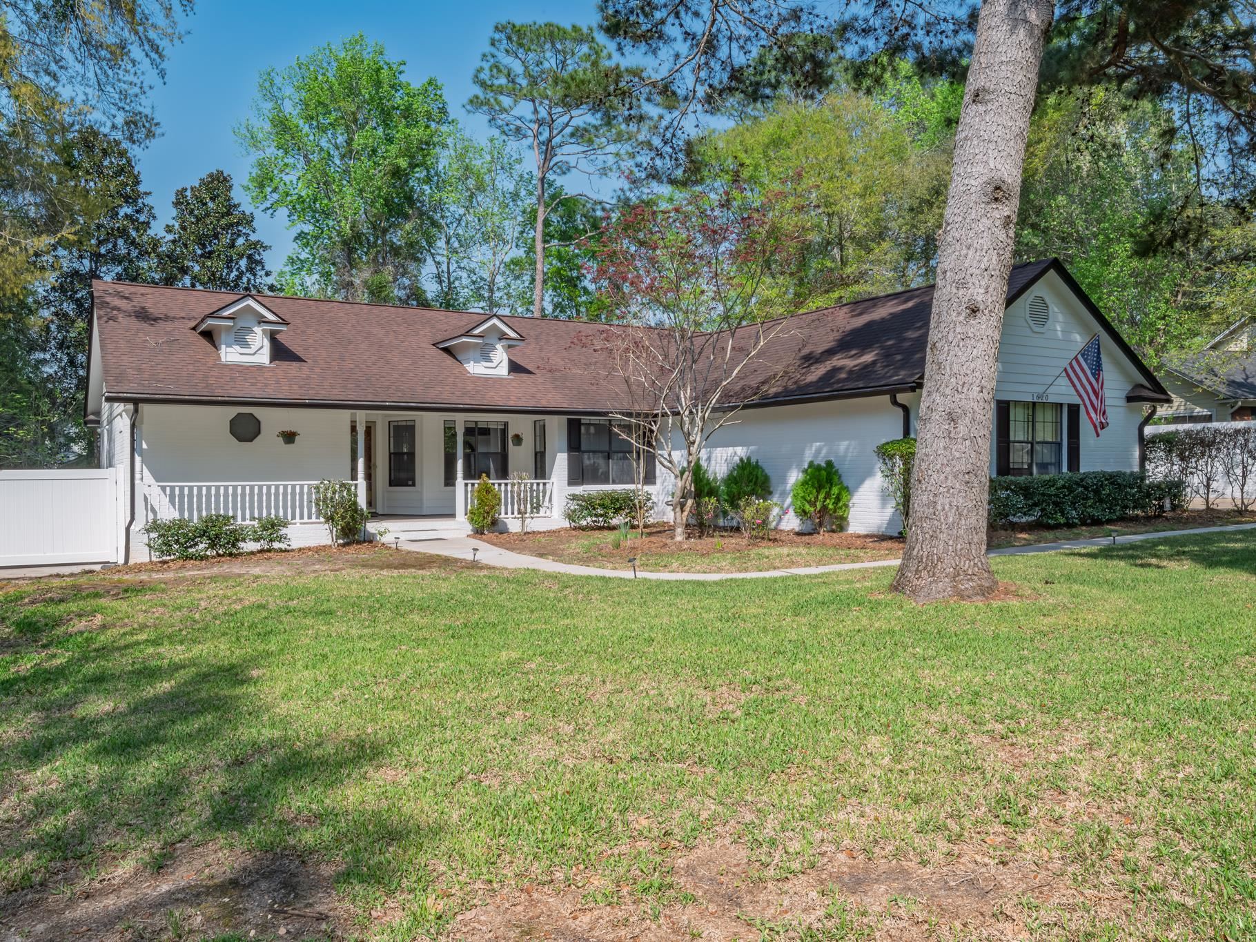 1620 CHADWICK Way