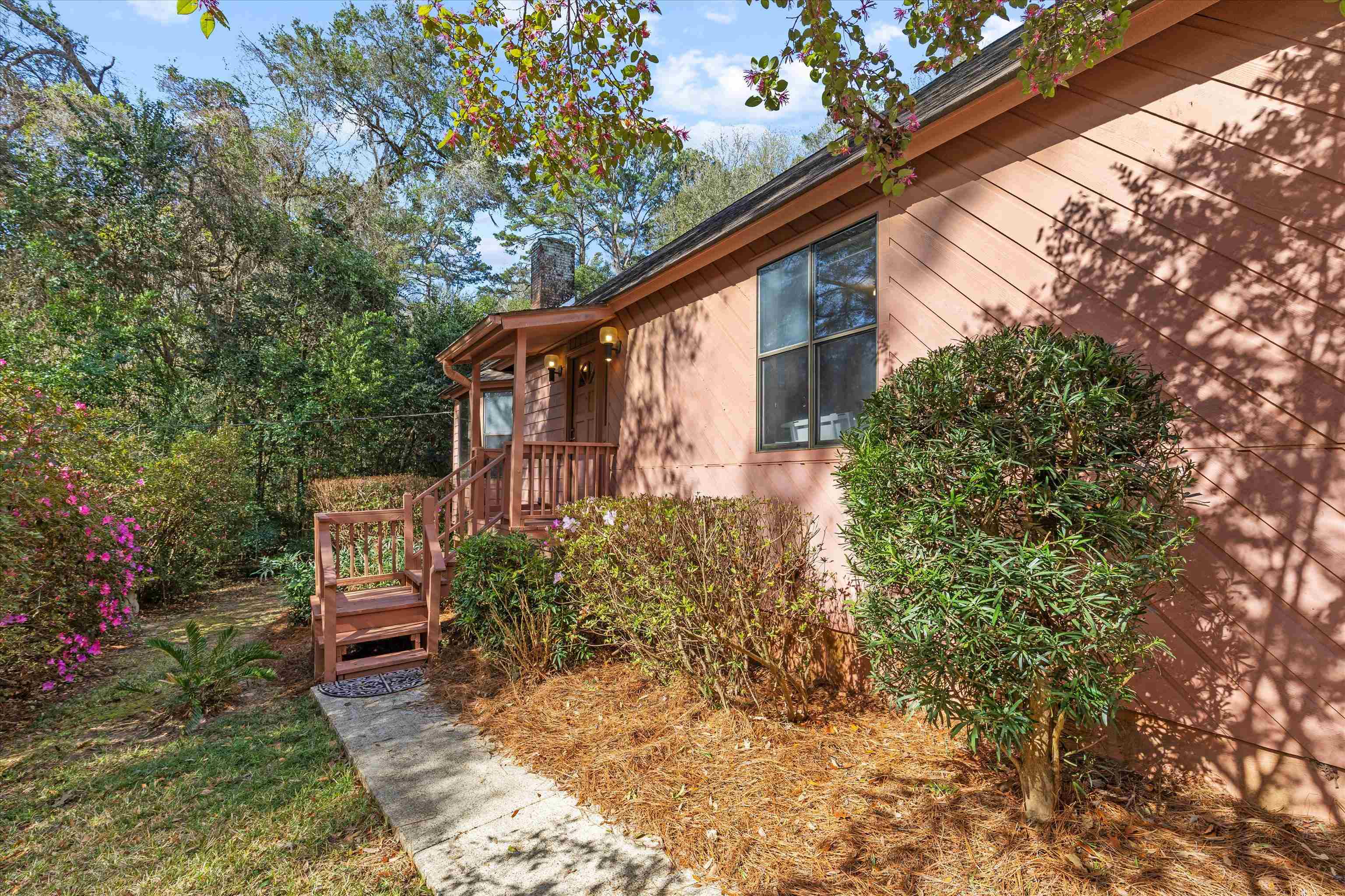 3315 Reading Lane