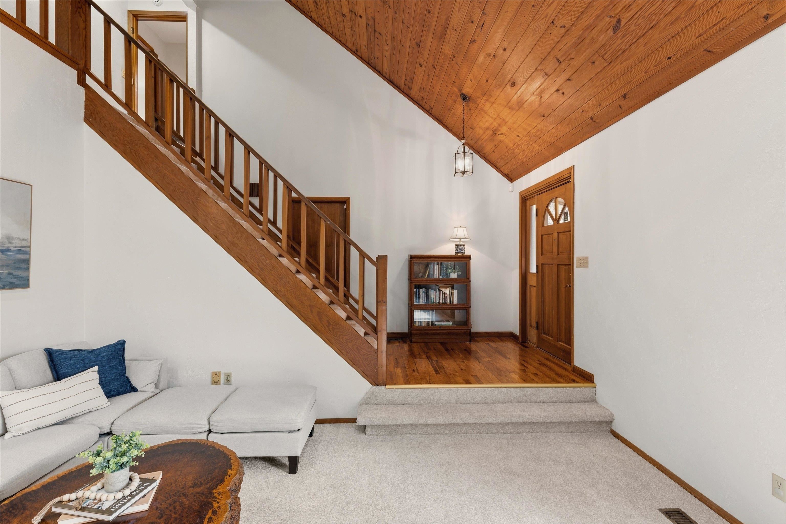 3315 Reading Lane