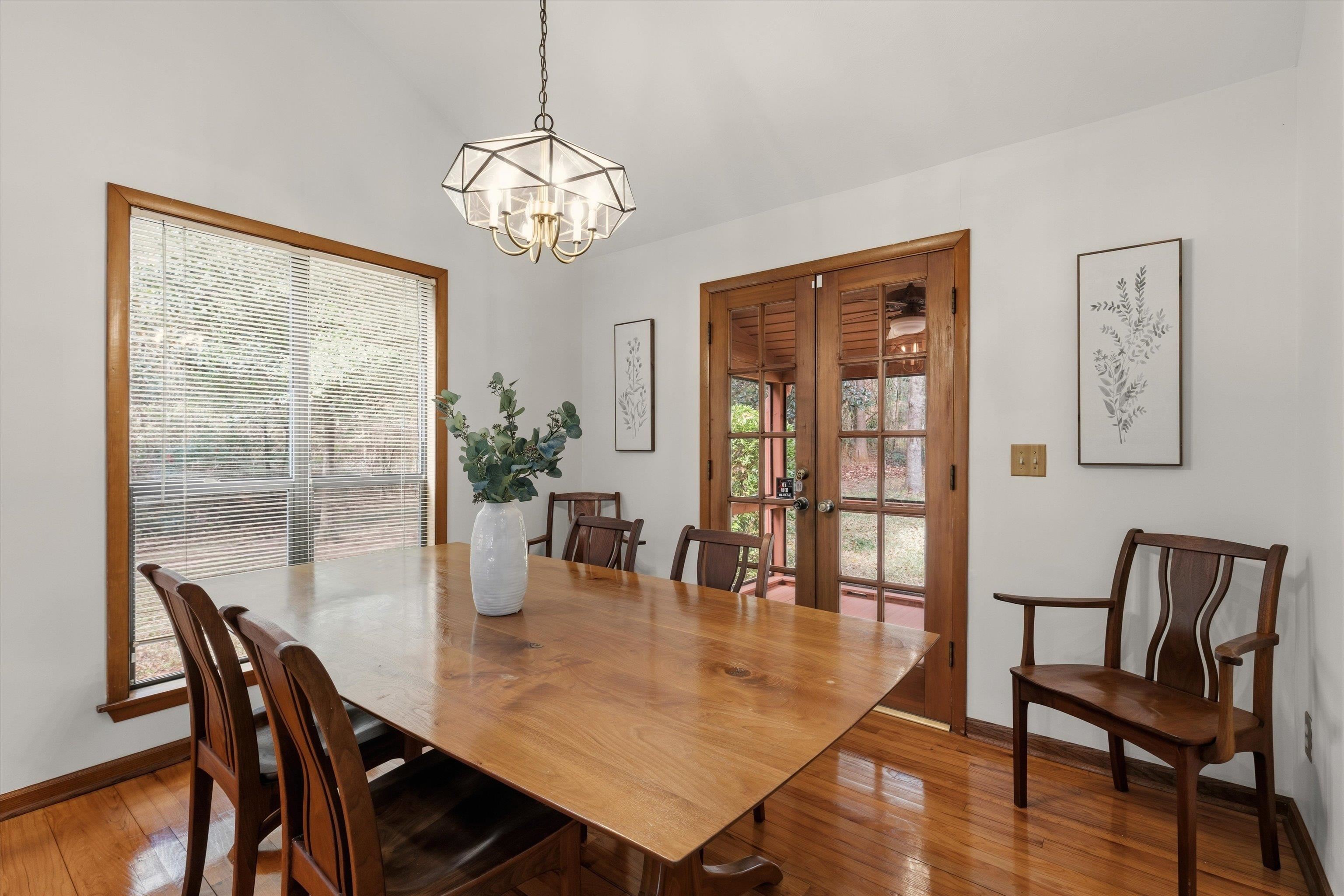 3315 Reading Lane